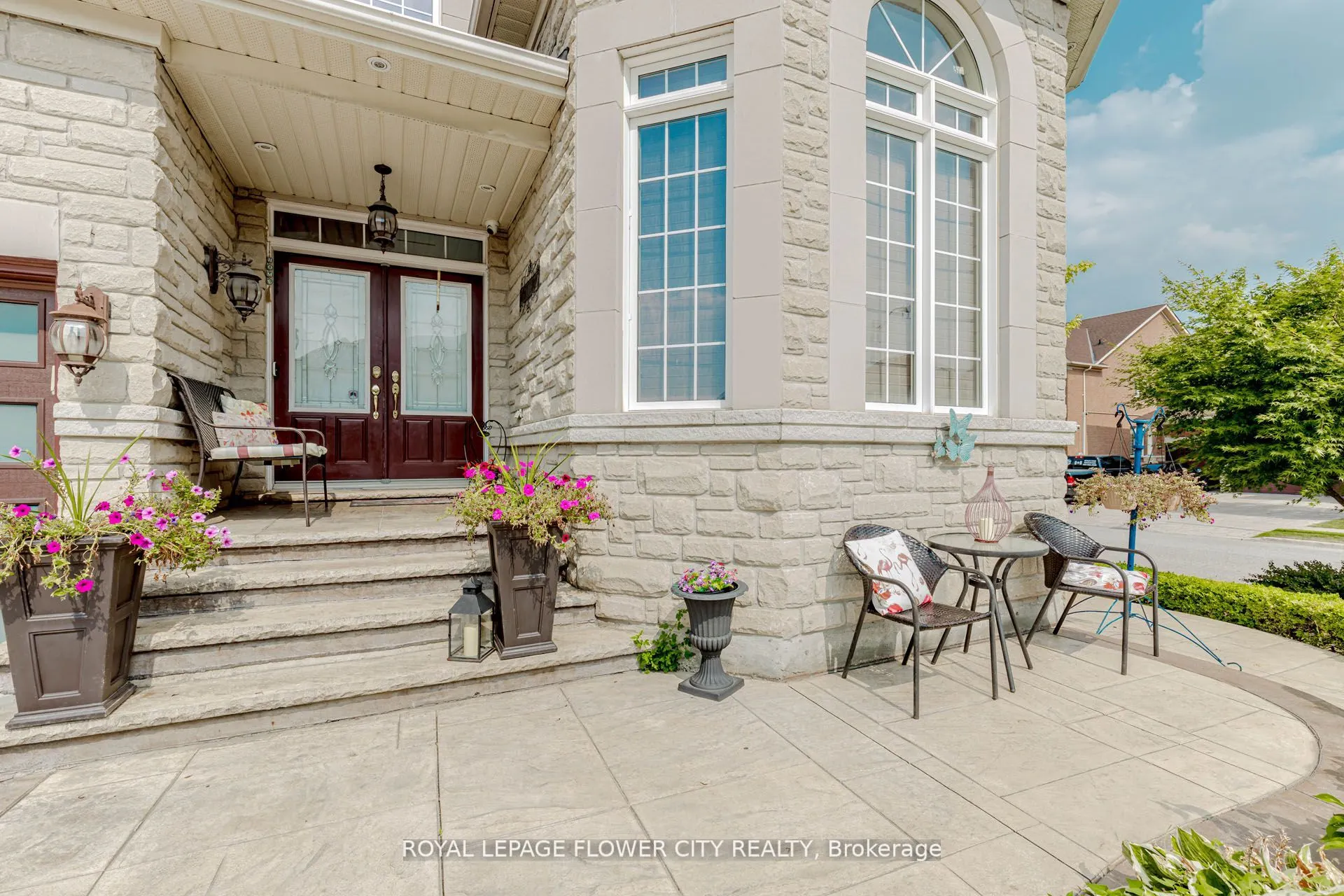 11 Vintonridge Drive