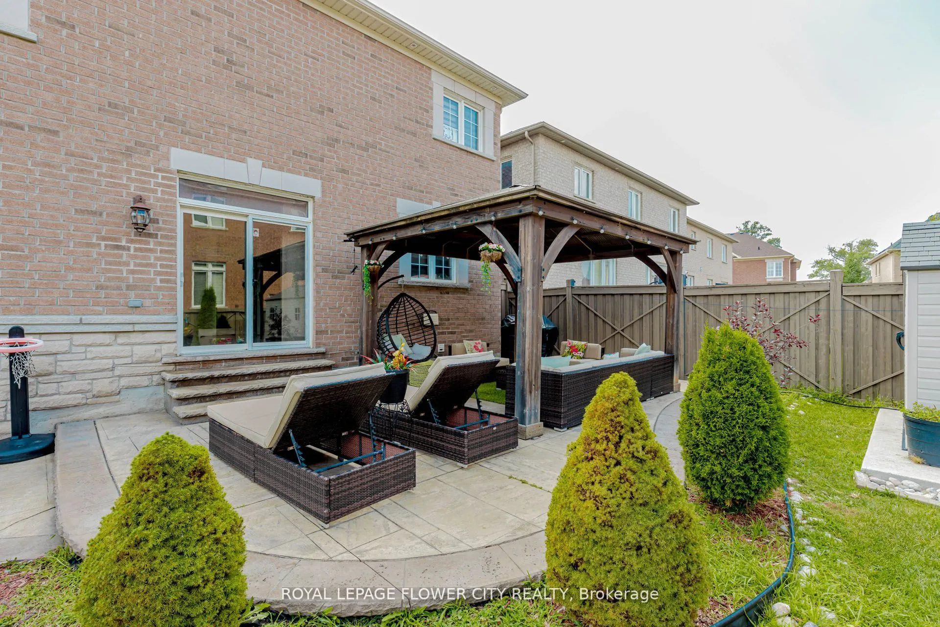 11 Vintonridge Drive