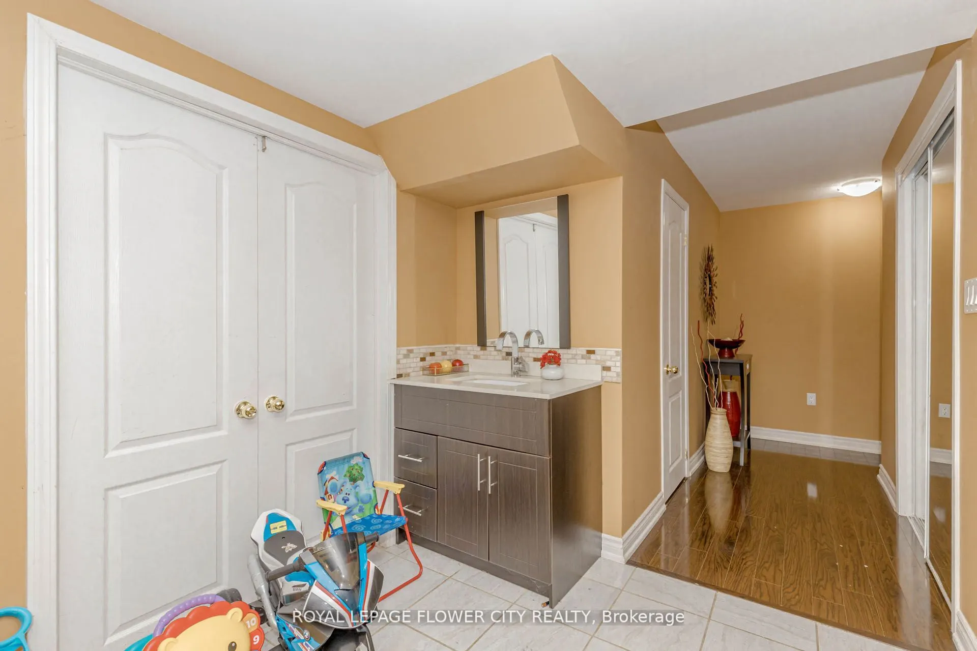 11 Vintonridge Drive