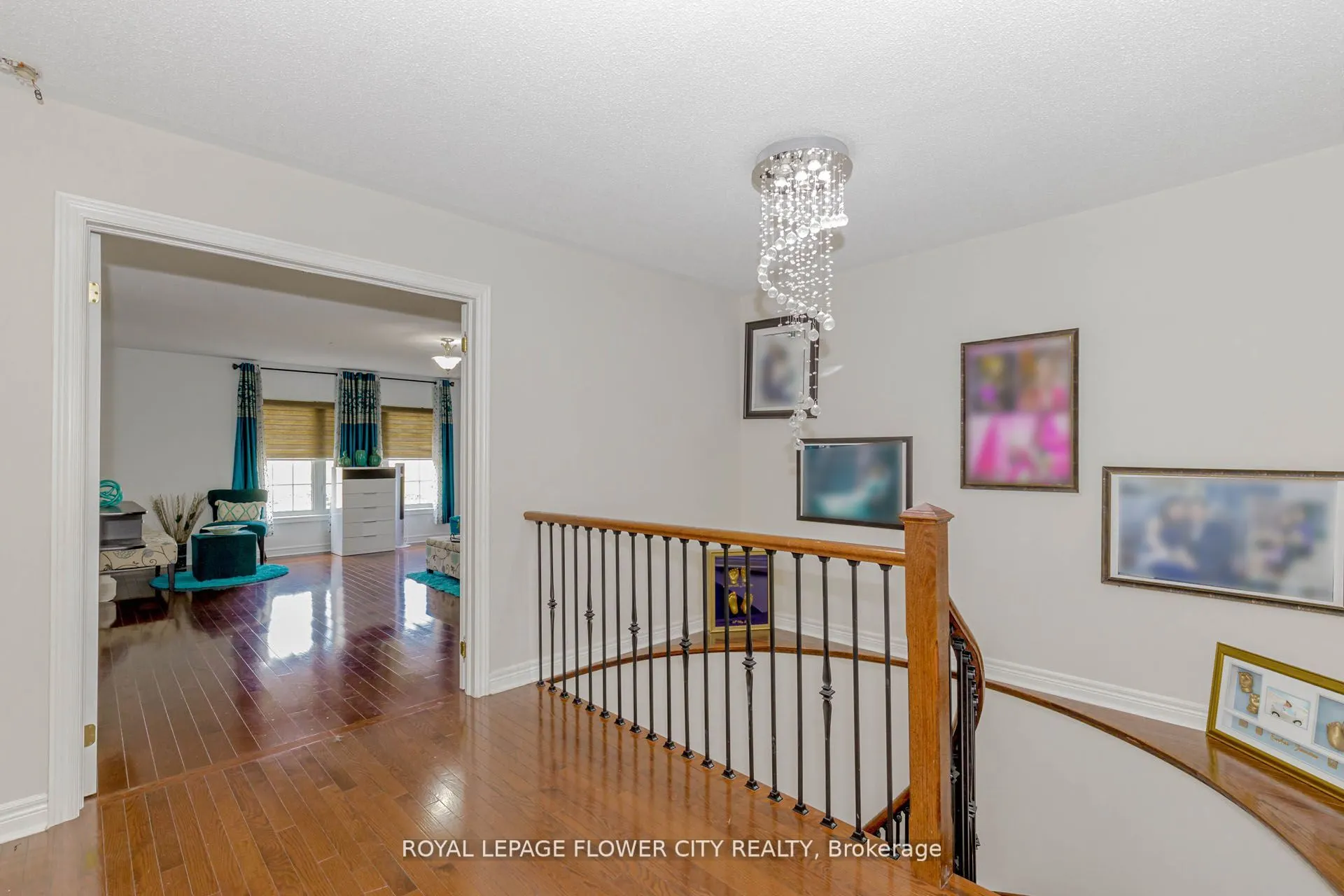 11 Vintonridge Drive