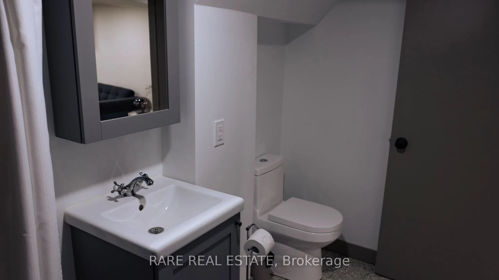 33 Juliet Crescent, #Lower