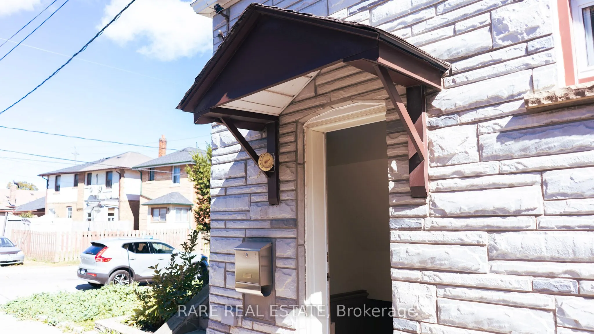 33 Juliet Crescent, #Lower