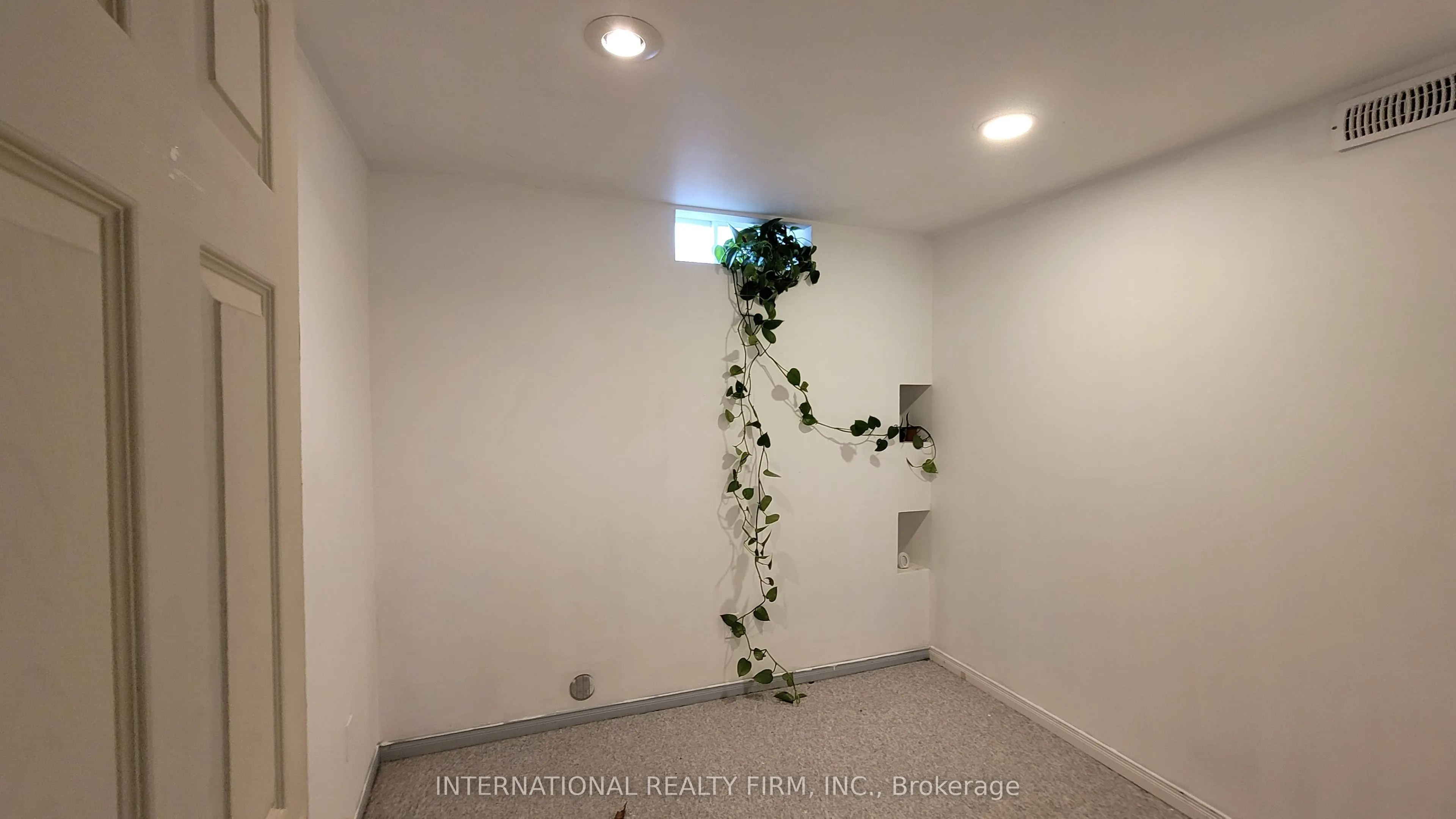 230 Rosemount Avenue, #Basement