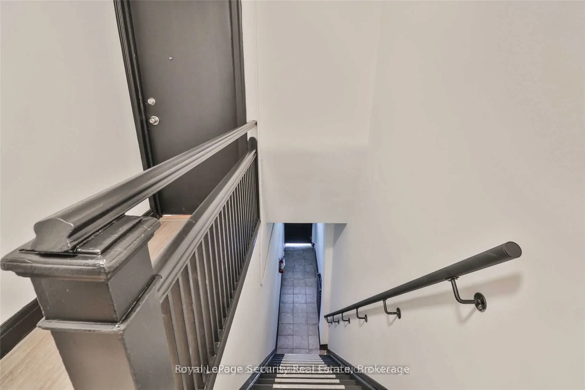 3317 Lake Shore Boulevard W, #2
