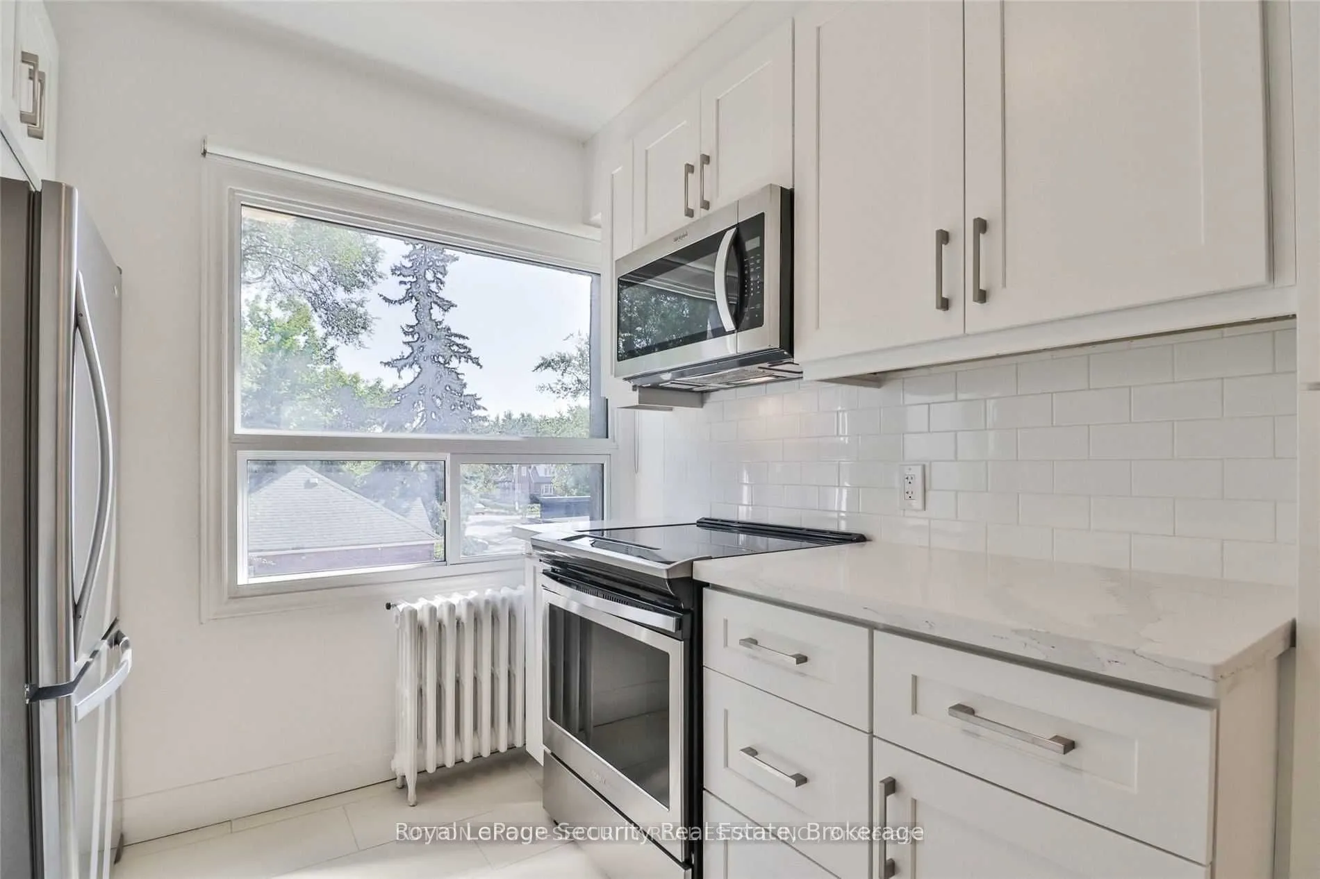 3317 Lake Shore Boulevard W, #2