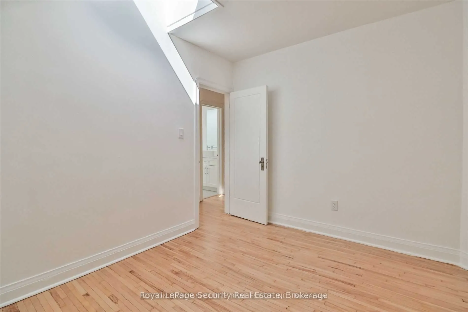 3317 Lake Shore Boulevard W, #2