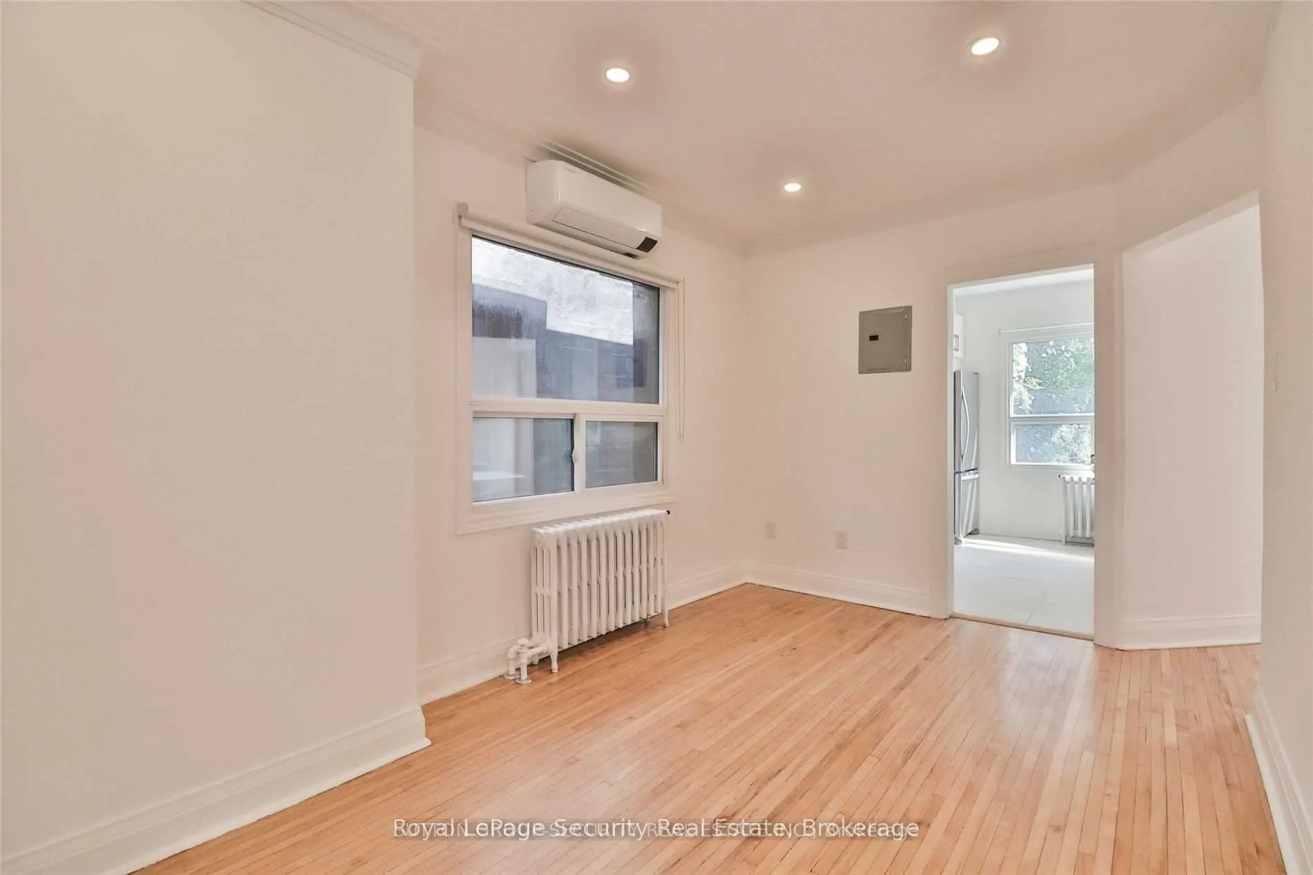 3317 Lake Shore Boulevard W, #2