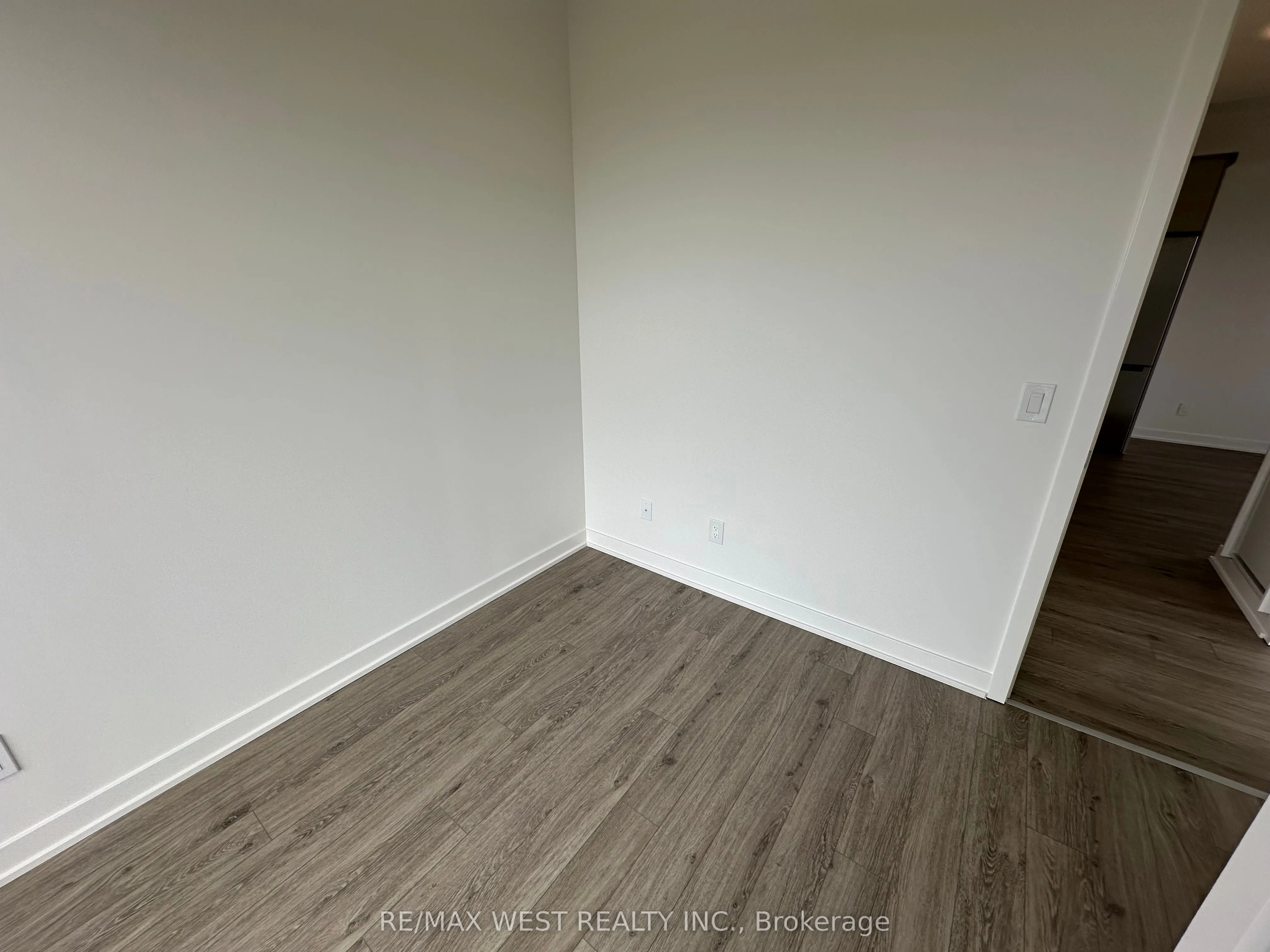 3079 Trafalgar Road, #1507