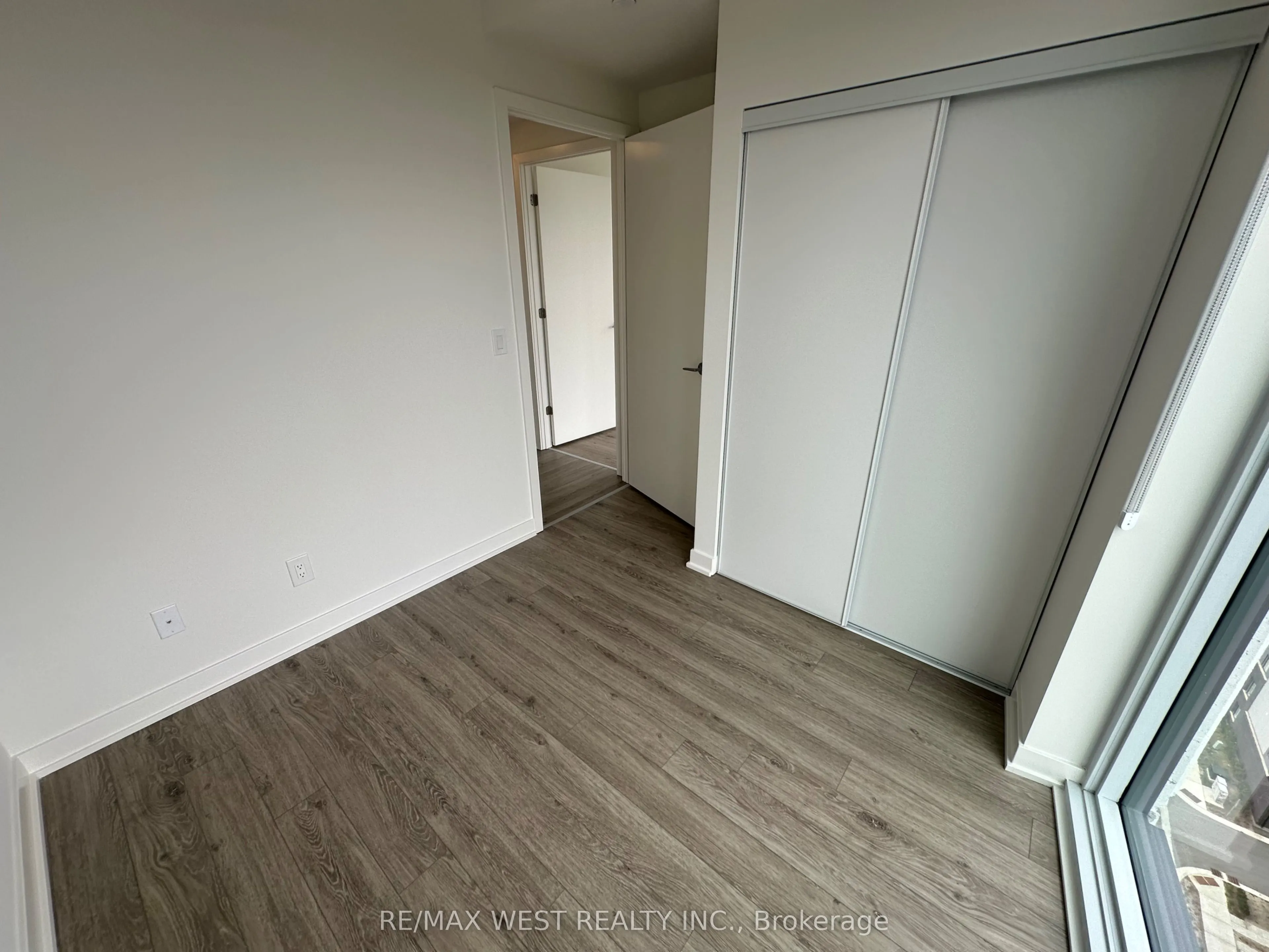 3079 Trafalgar Road, #1507