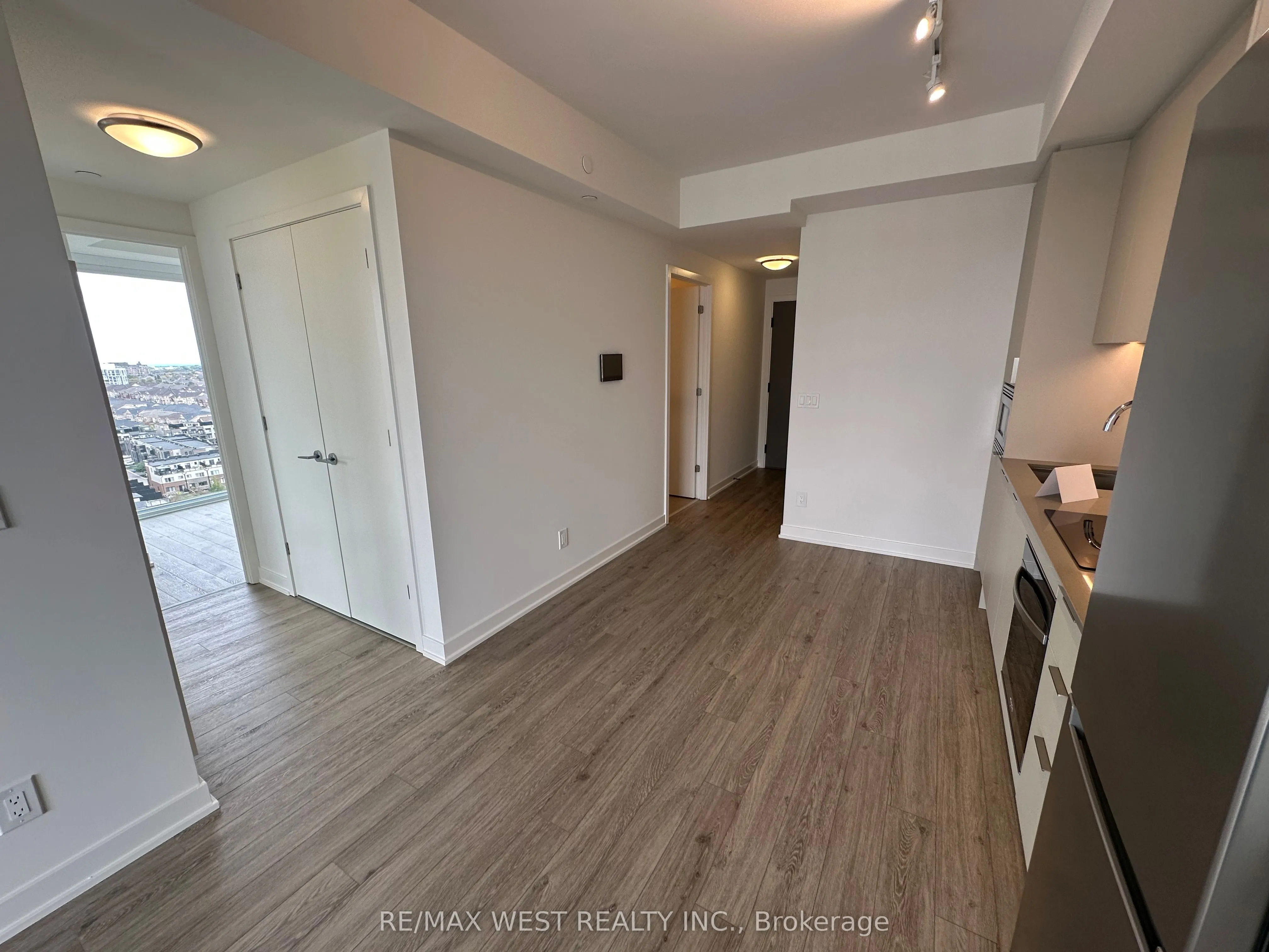 3079 Trafalgar Road, #1507