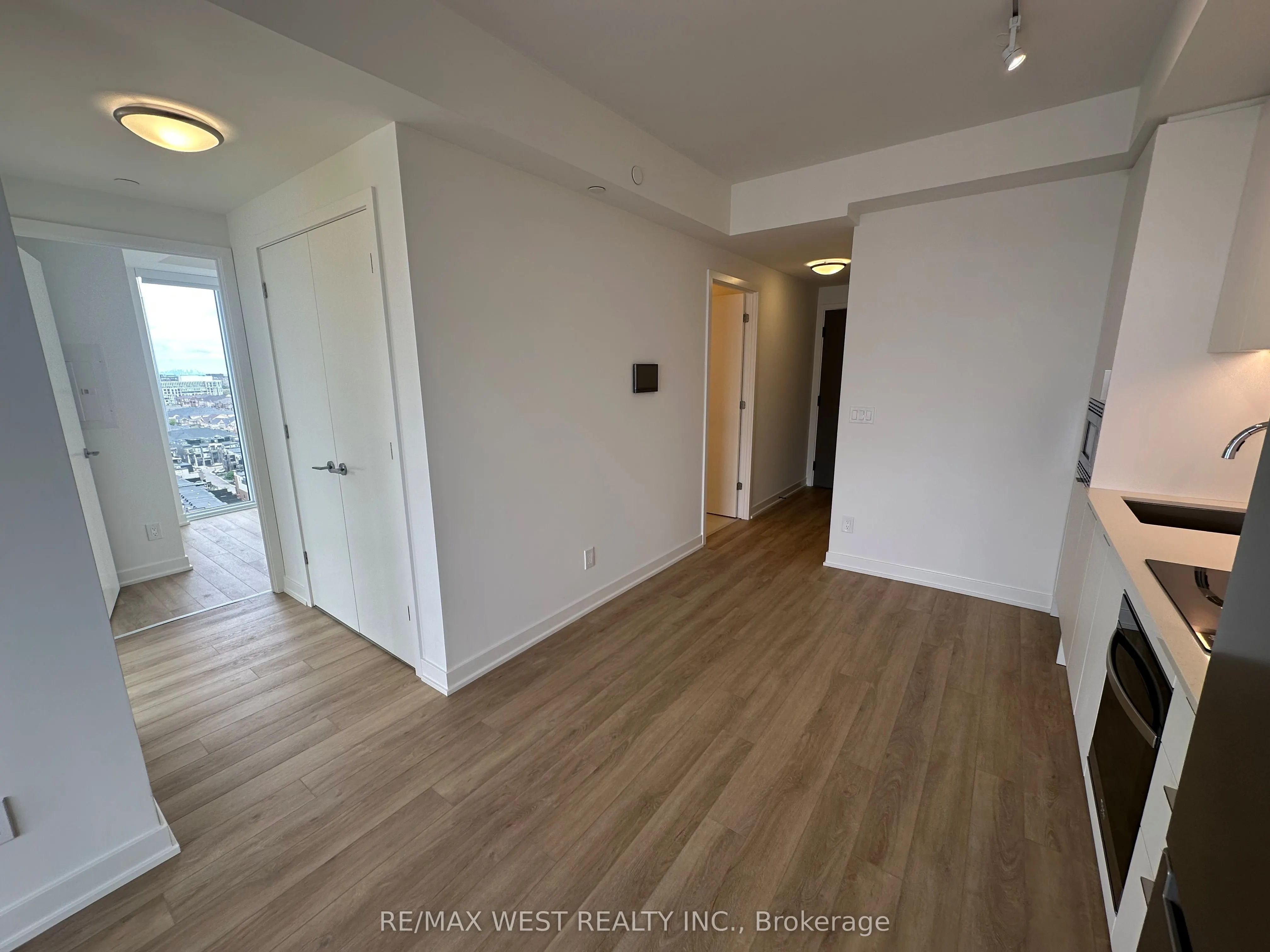 3079 Trafalgar Road, #1607