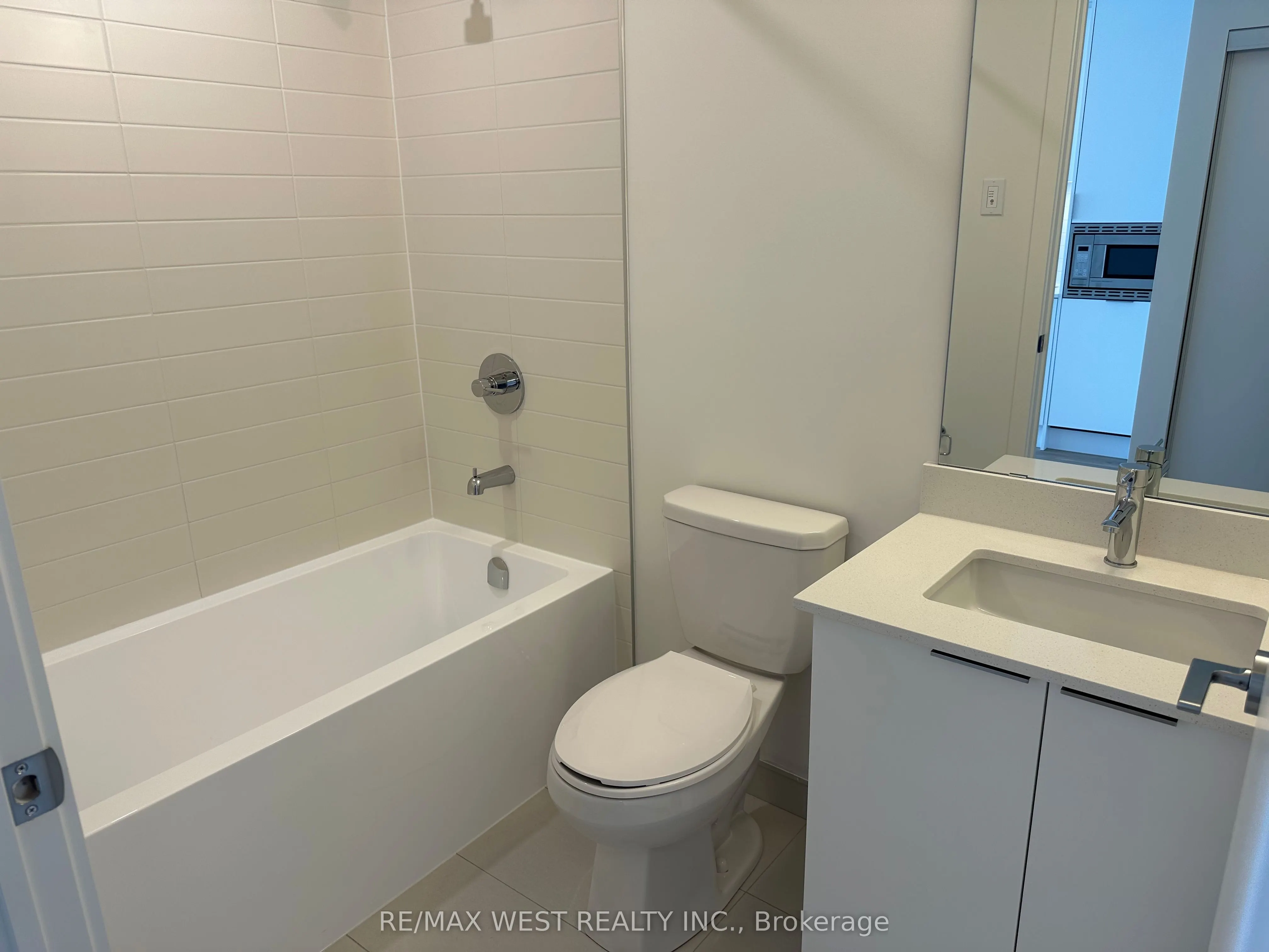 3079 Trafalgar Road, #1607