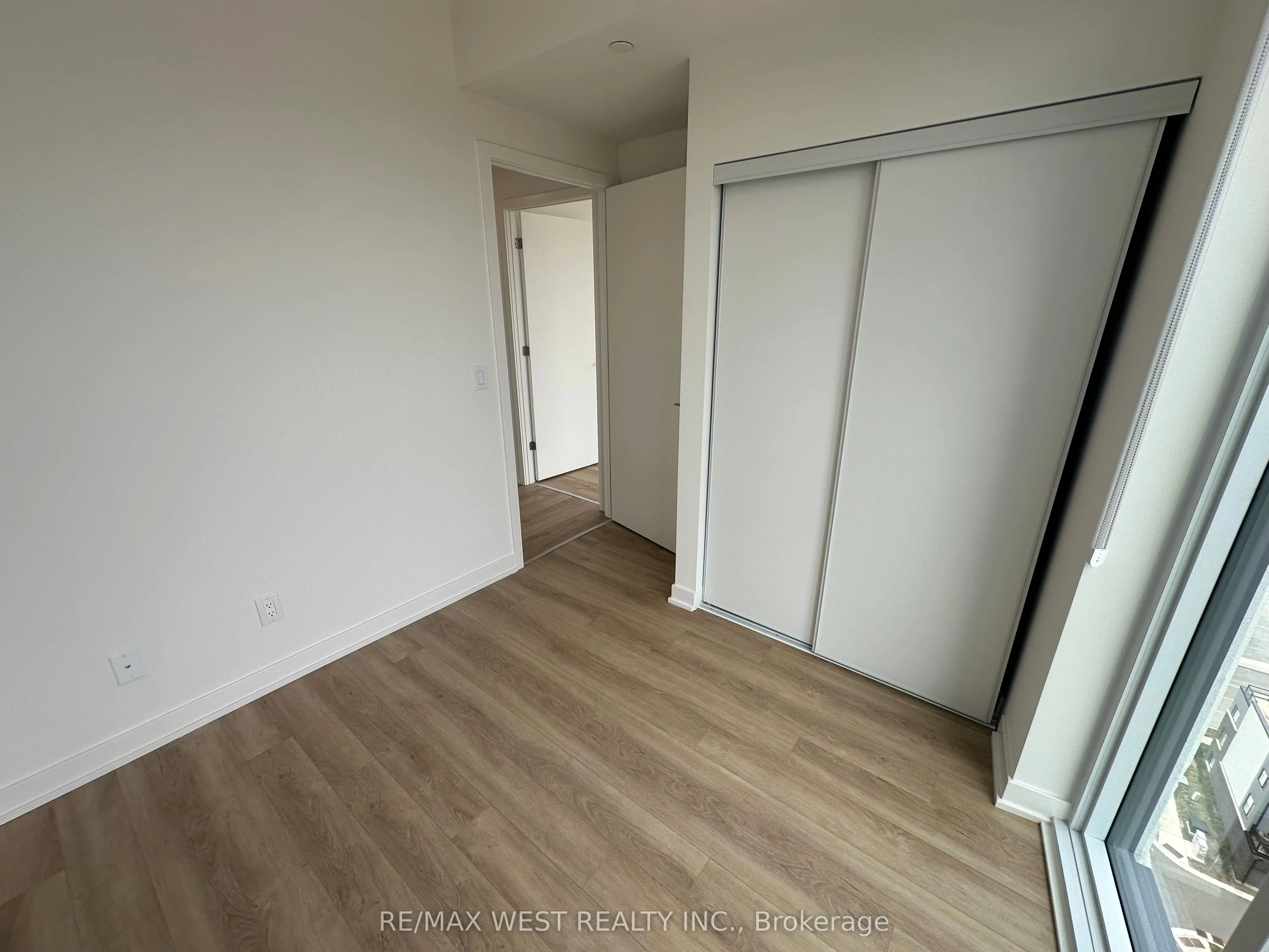 3079 Trafalgar Road, #1607
