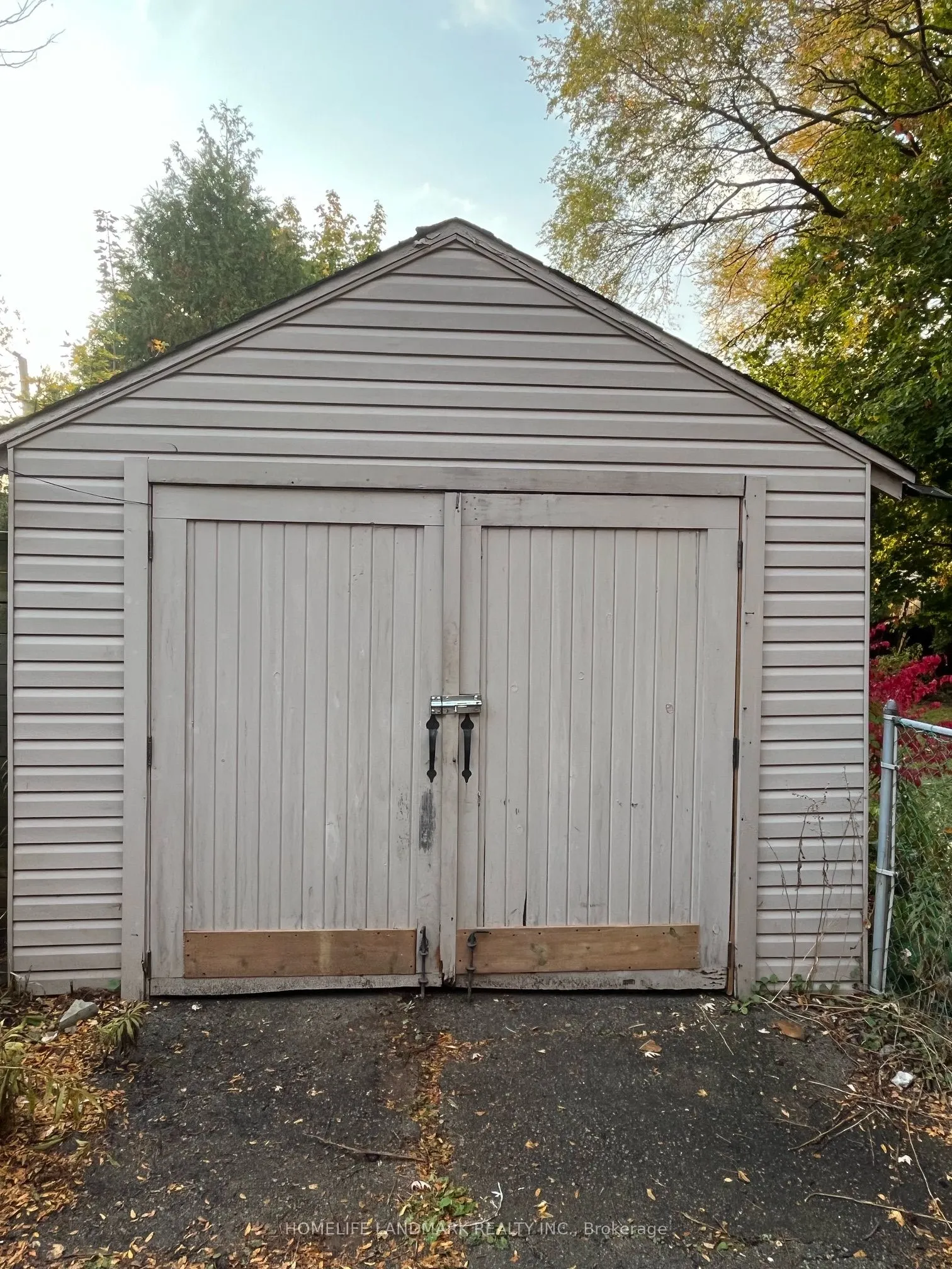 117 Prince Charles Drive