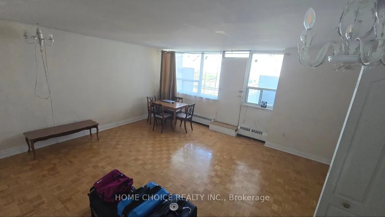 3460 Keele Street W, #921