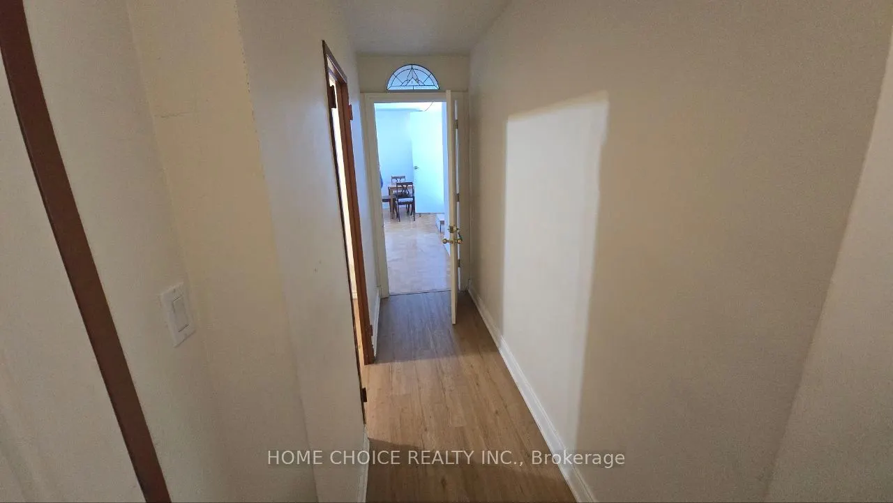 3460 Keele Street W, #921