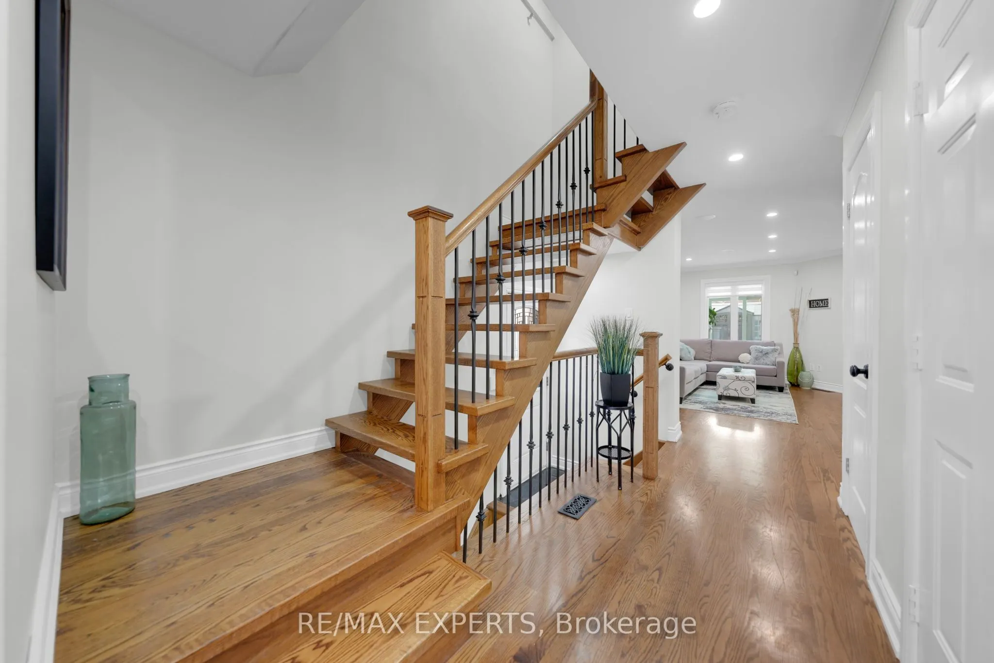 55 Manorwood Court