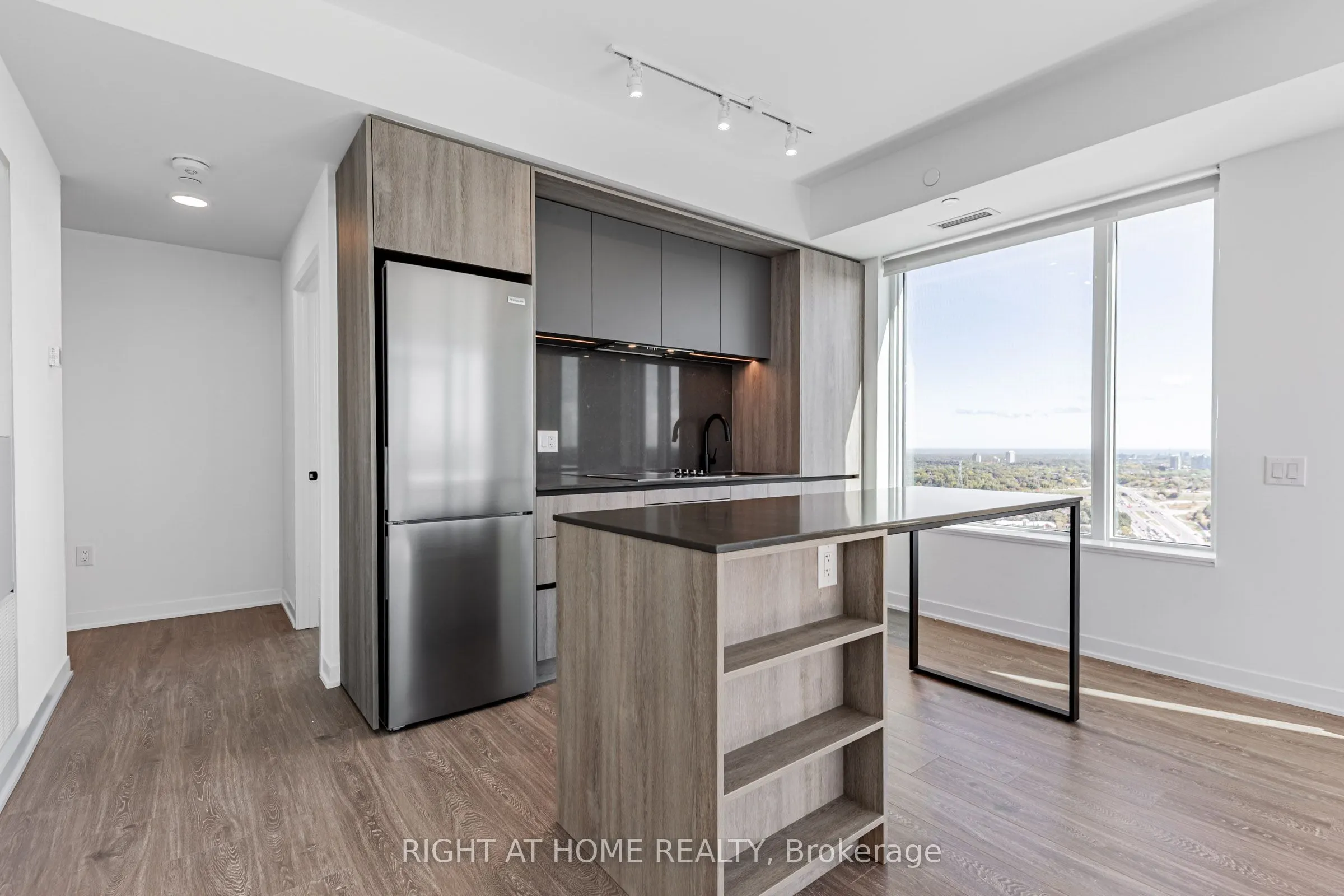 2495 Eglinton Avenue W, #2604