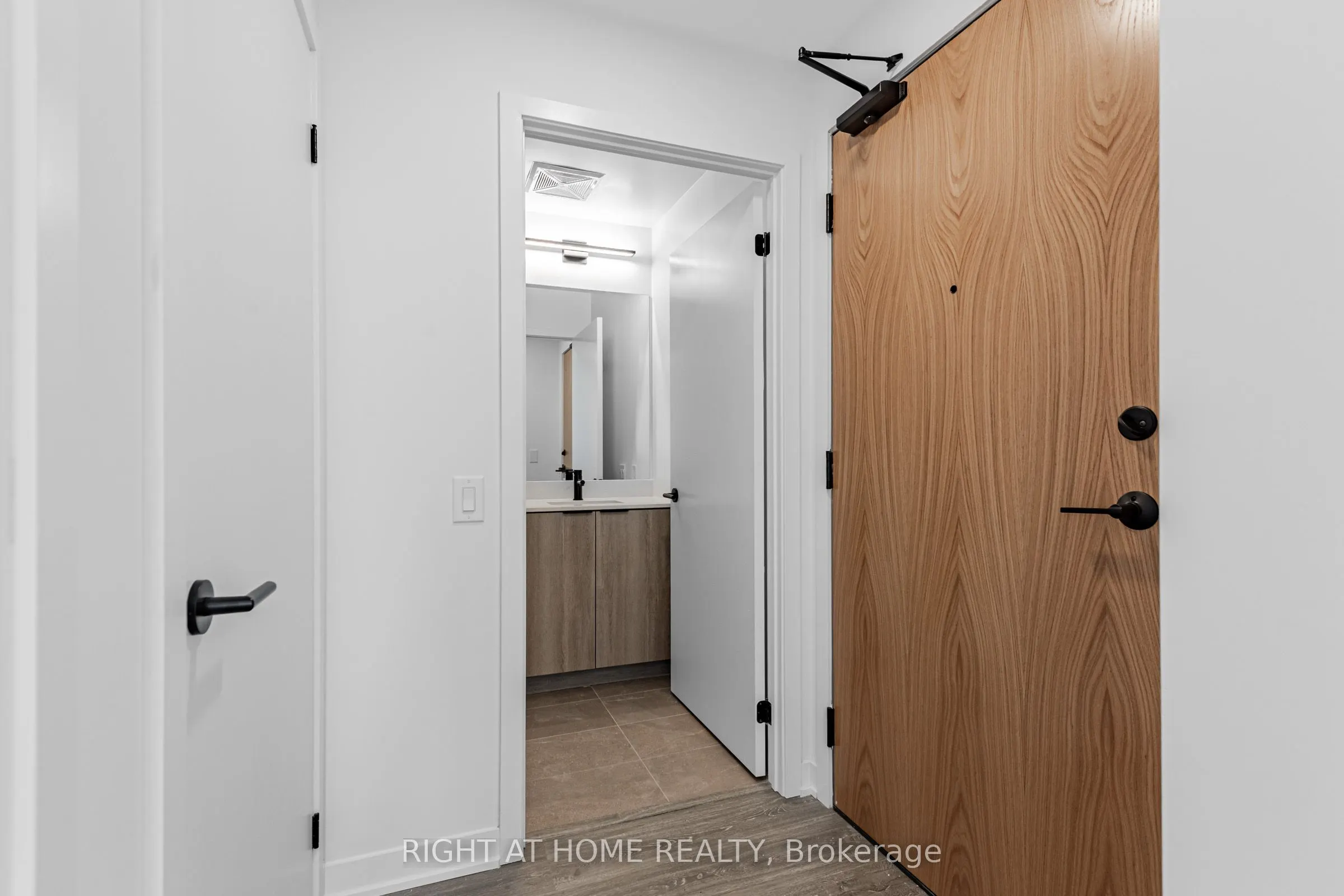 2495 Eglinton Avenue W, #2604