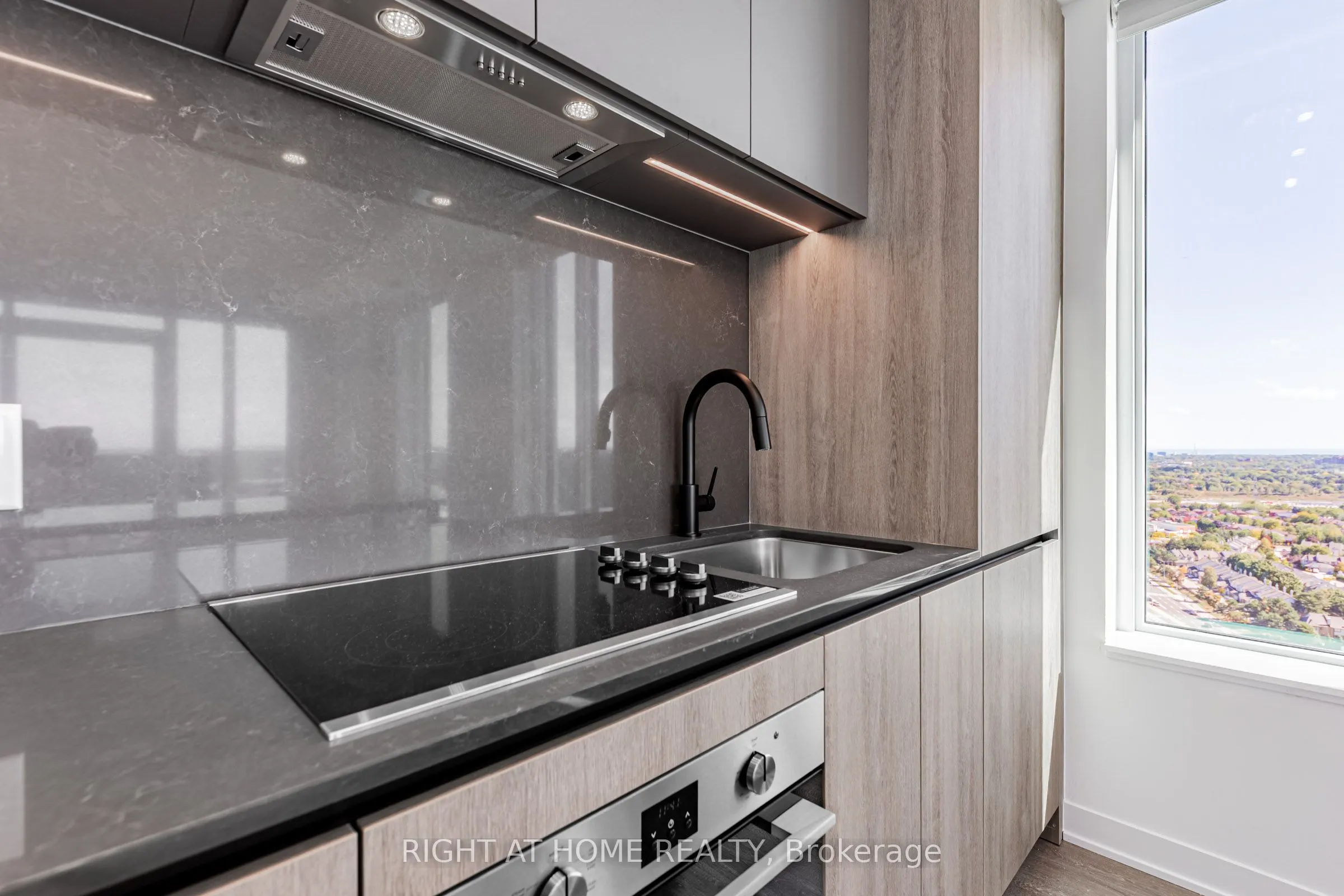 2495 Eglinton Avenue W, #2604