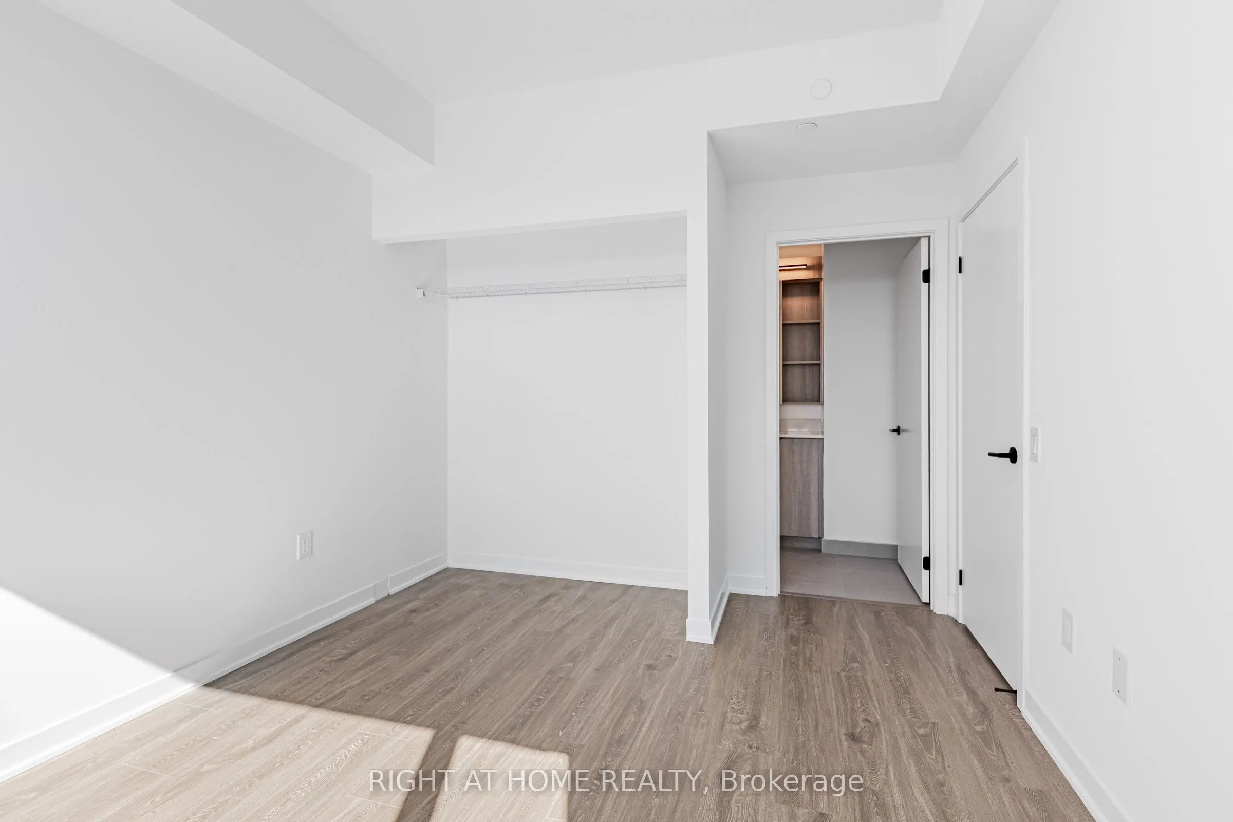 2495 Eglinton Avenue W, #2604