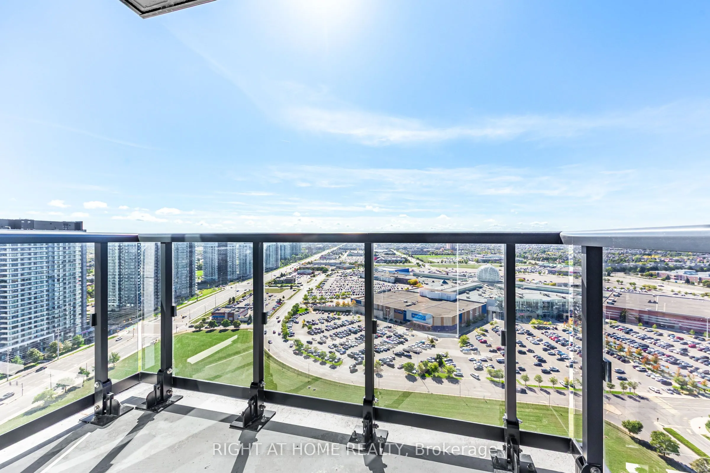 2495 Eglinton Avenue W, #2604