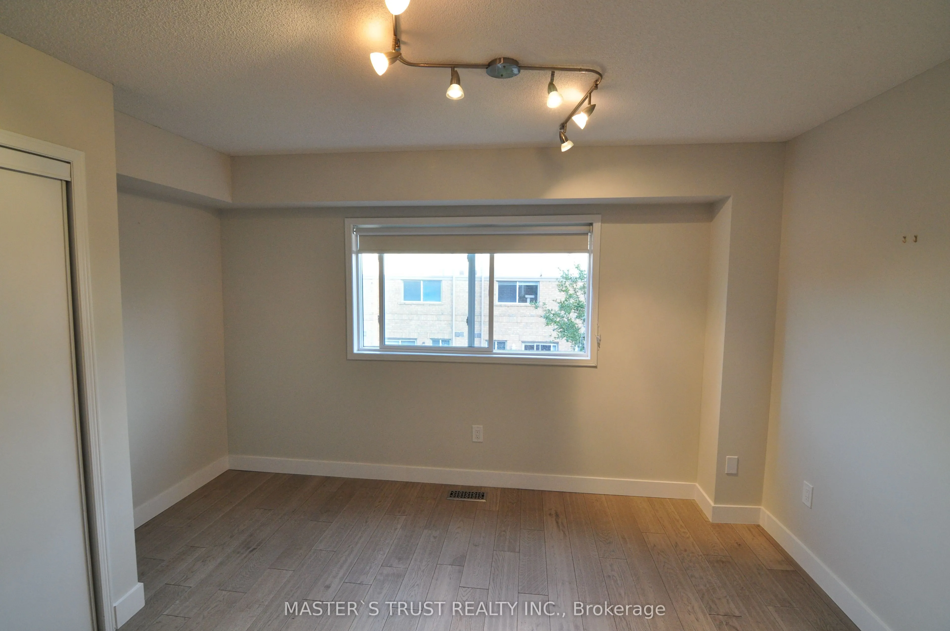 1168 Arena Road, #18