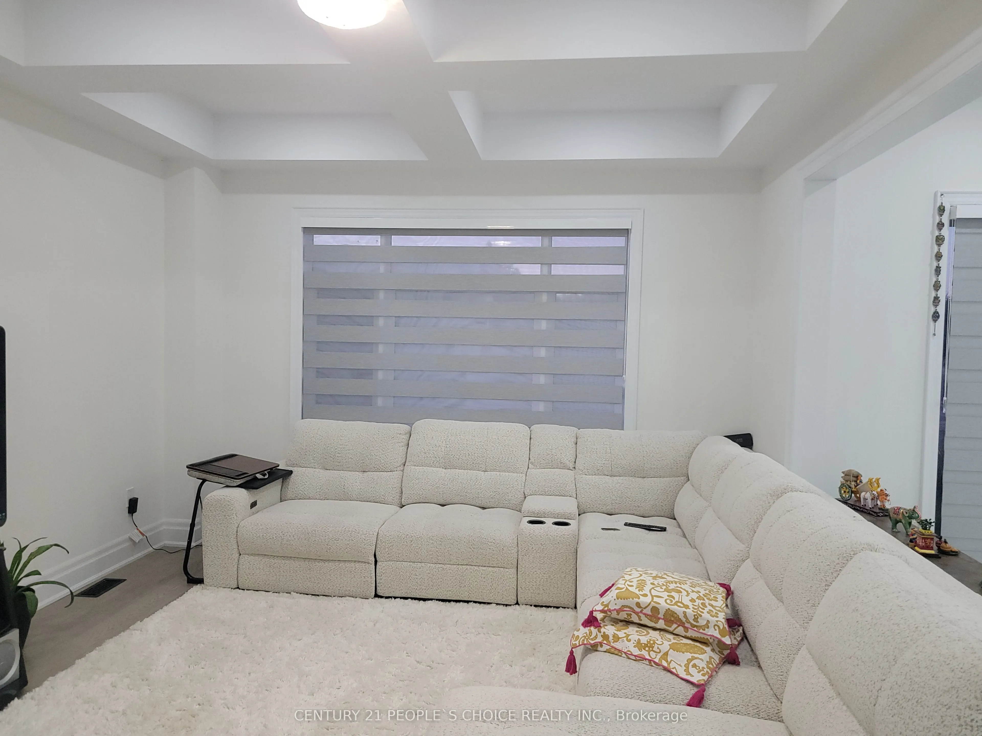 3253 Dove Drive