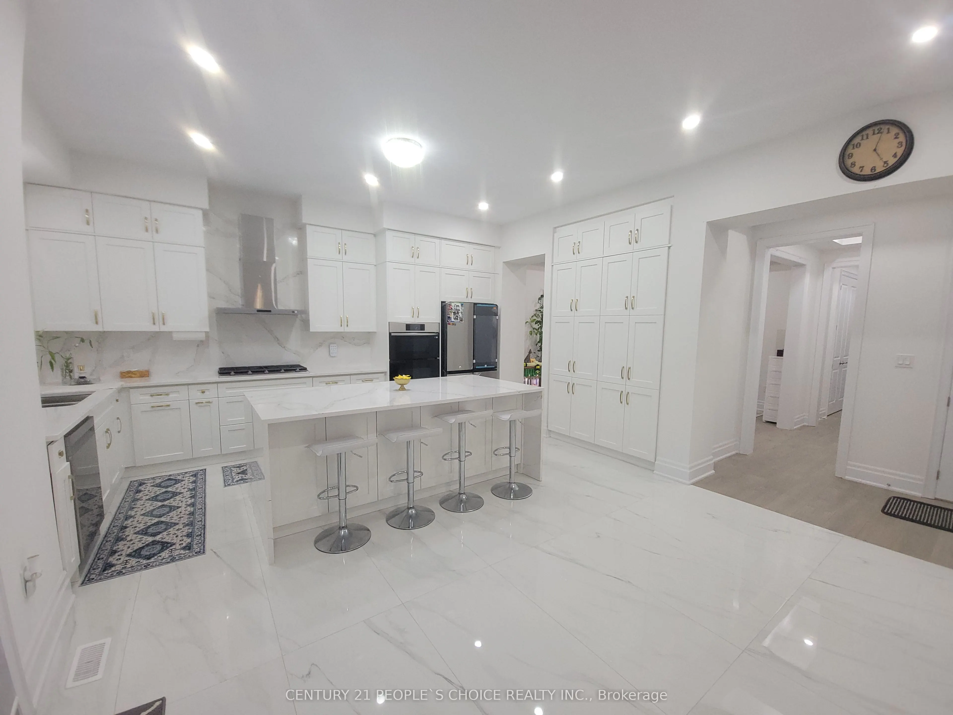 3253 Dove Drive