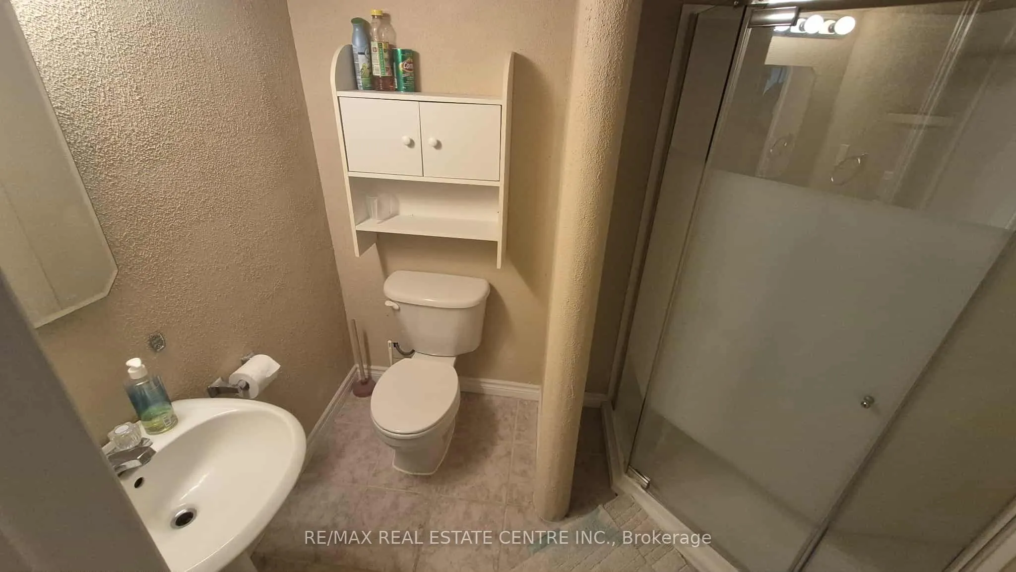 1290 Consort Crescent, #Basement