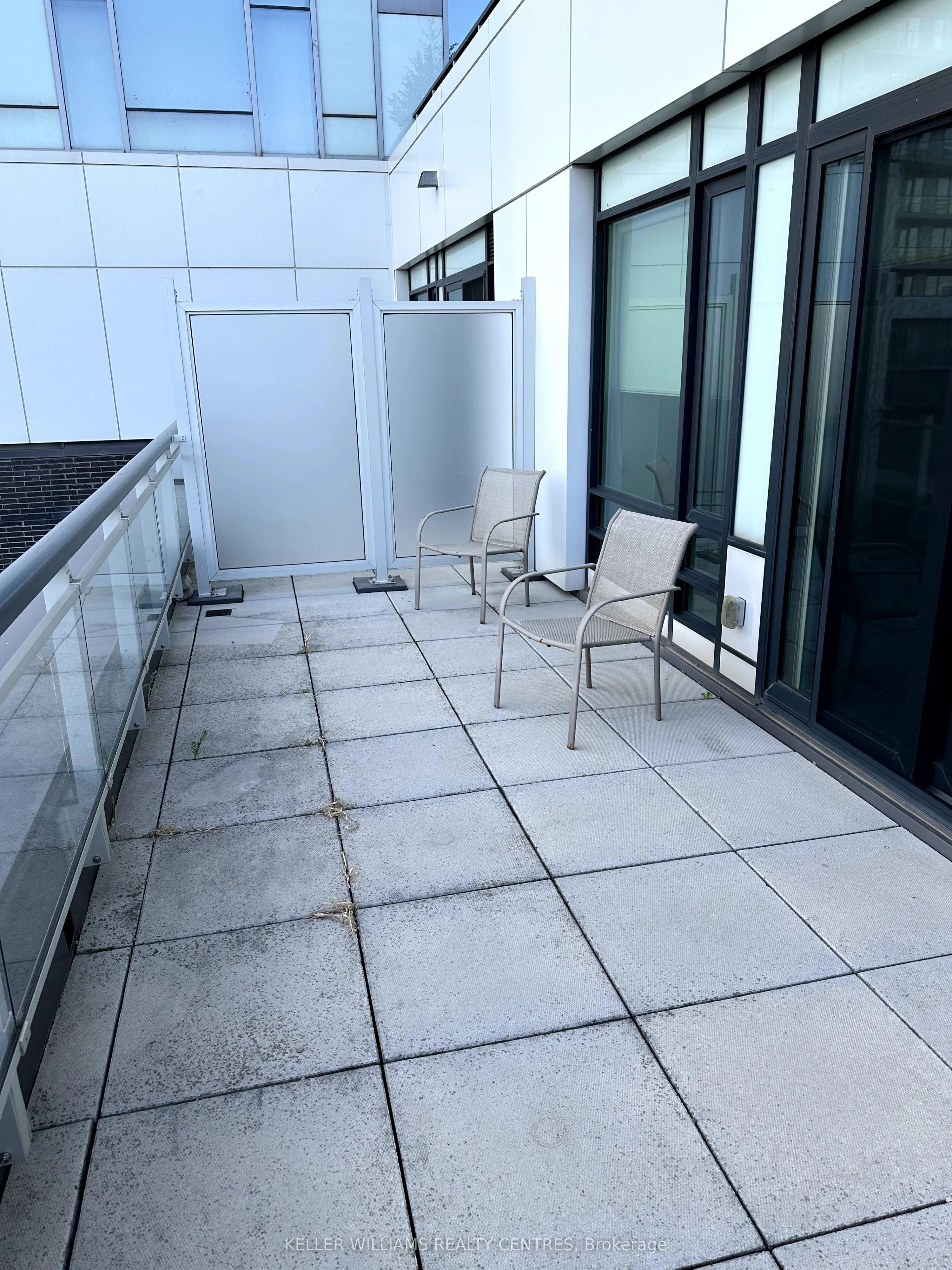 2560 Eglinton Avenue W, #310