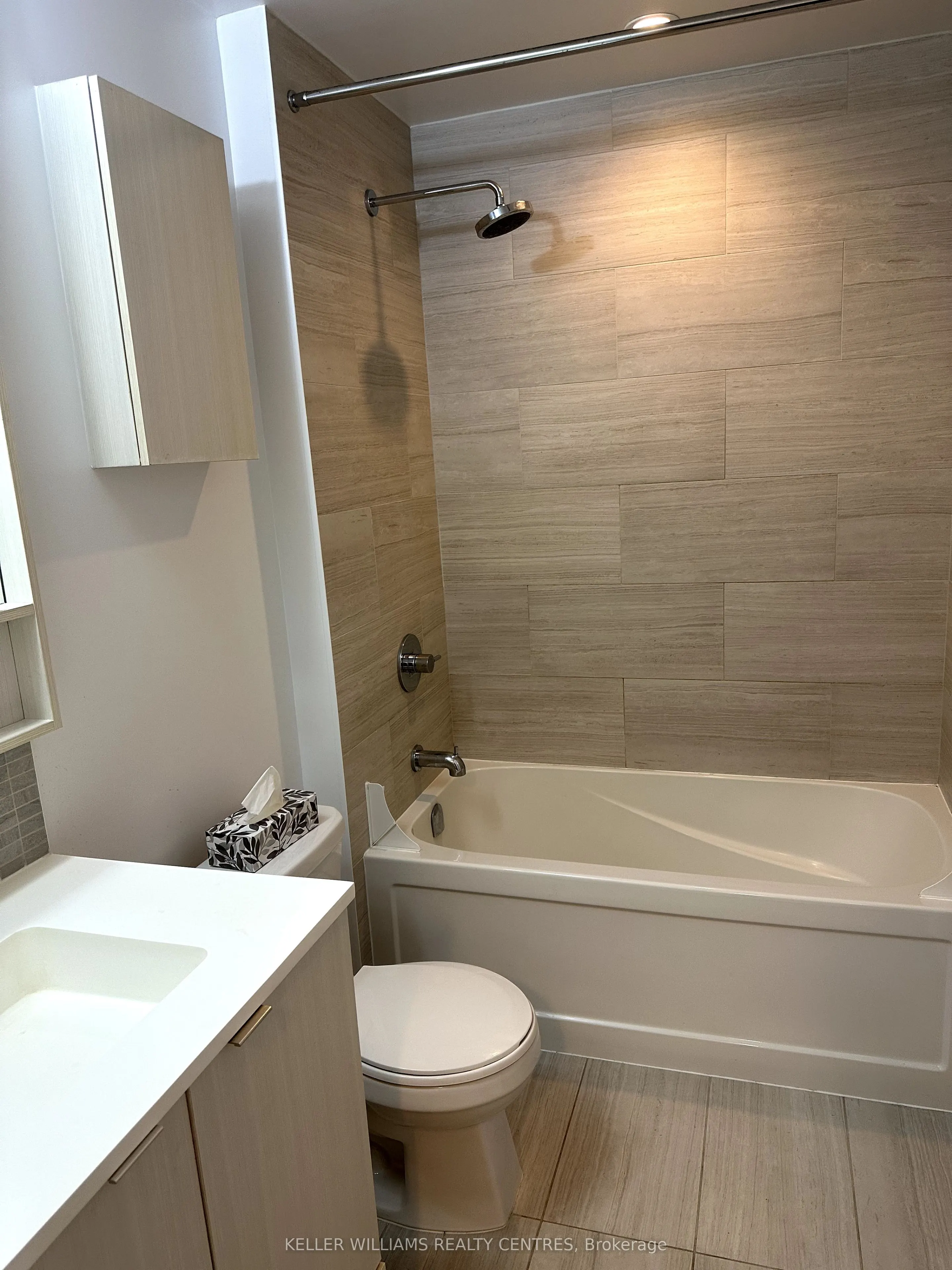 2560 Eglinton Avenue W, #310