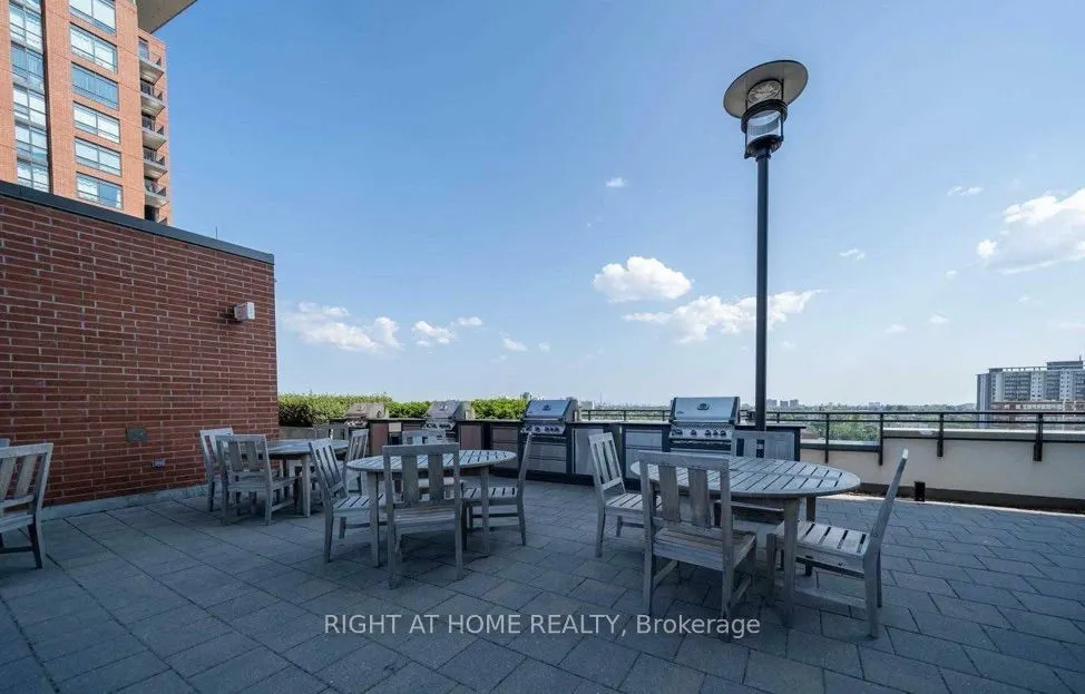830 Lawrence Avenue W, #622