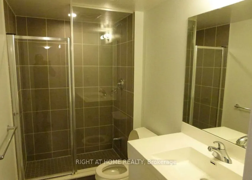 830 Lawrence Avenue W, #622