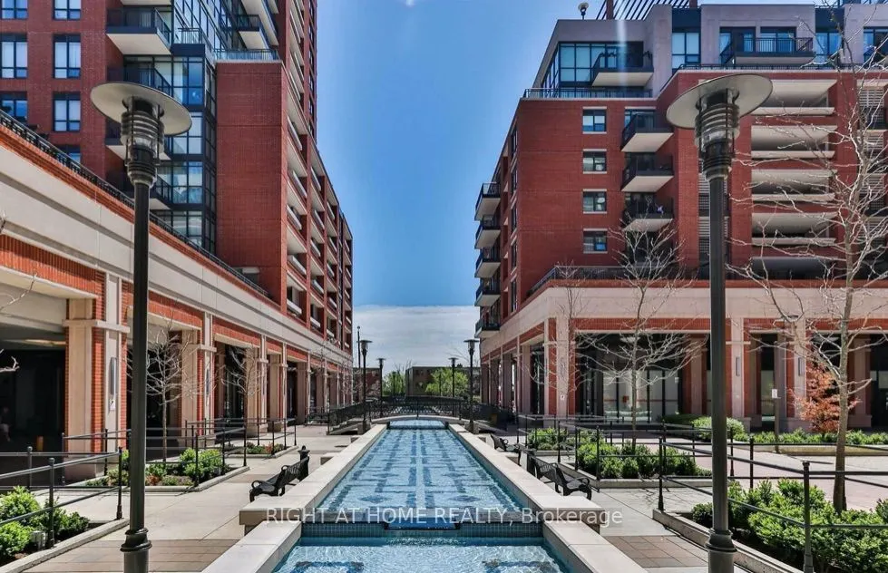 830 Lawrence Avenue W, #622
