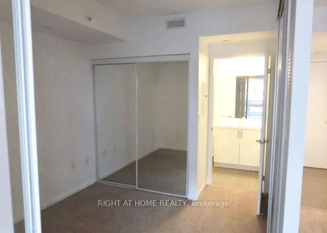 830 Lawrence Avenue W, #622