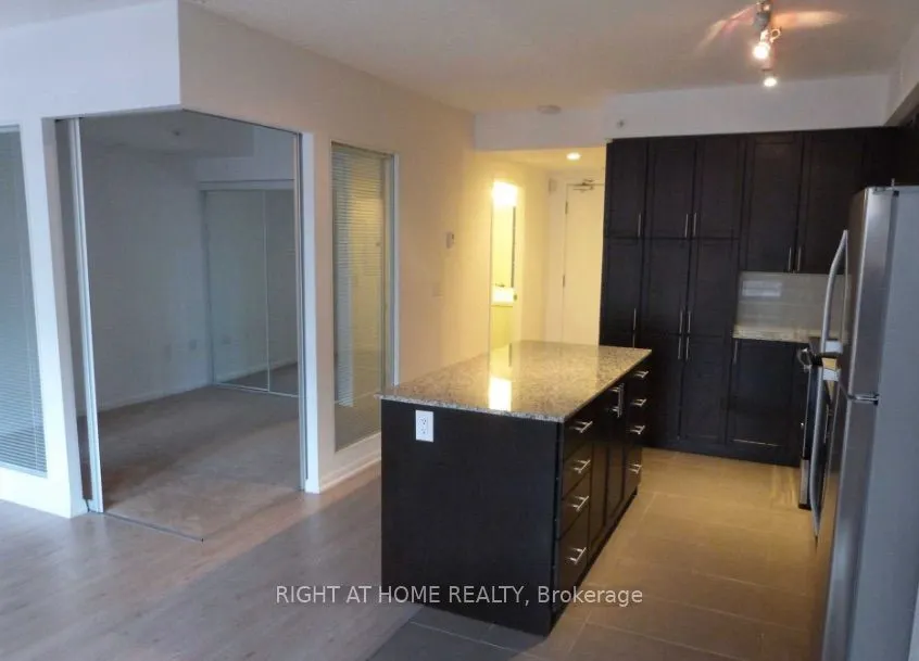 830 Lawrence Avenue W, #622