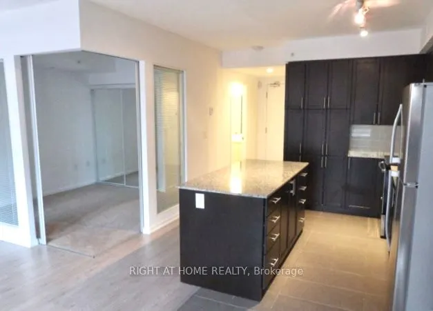 830 Lawrence Avenue W, #622