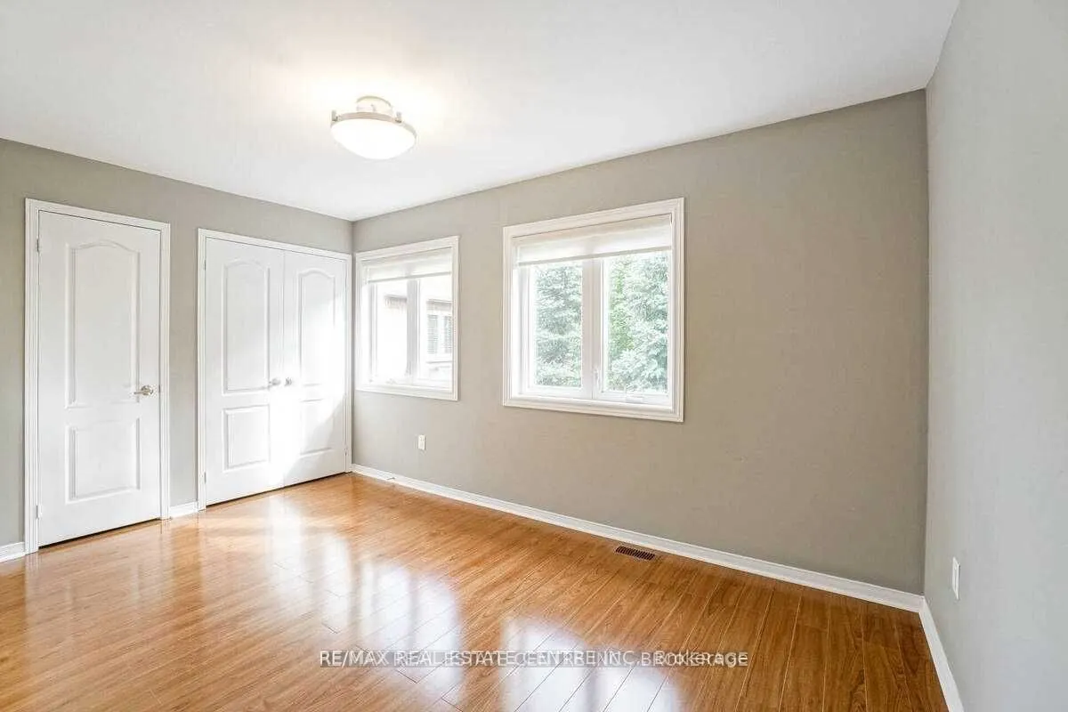 833 Scollard Court, #92