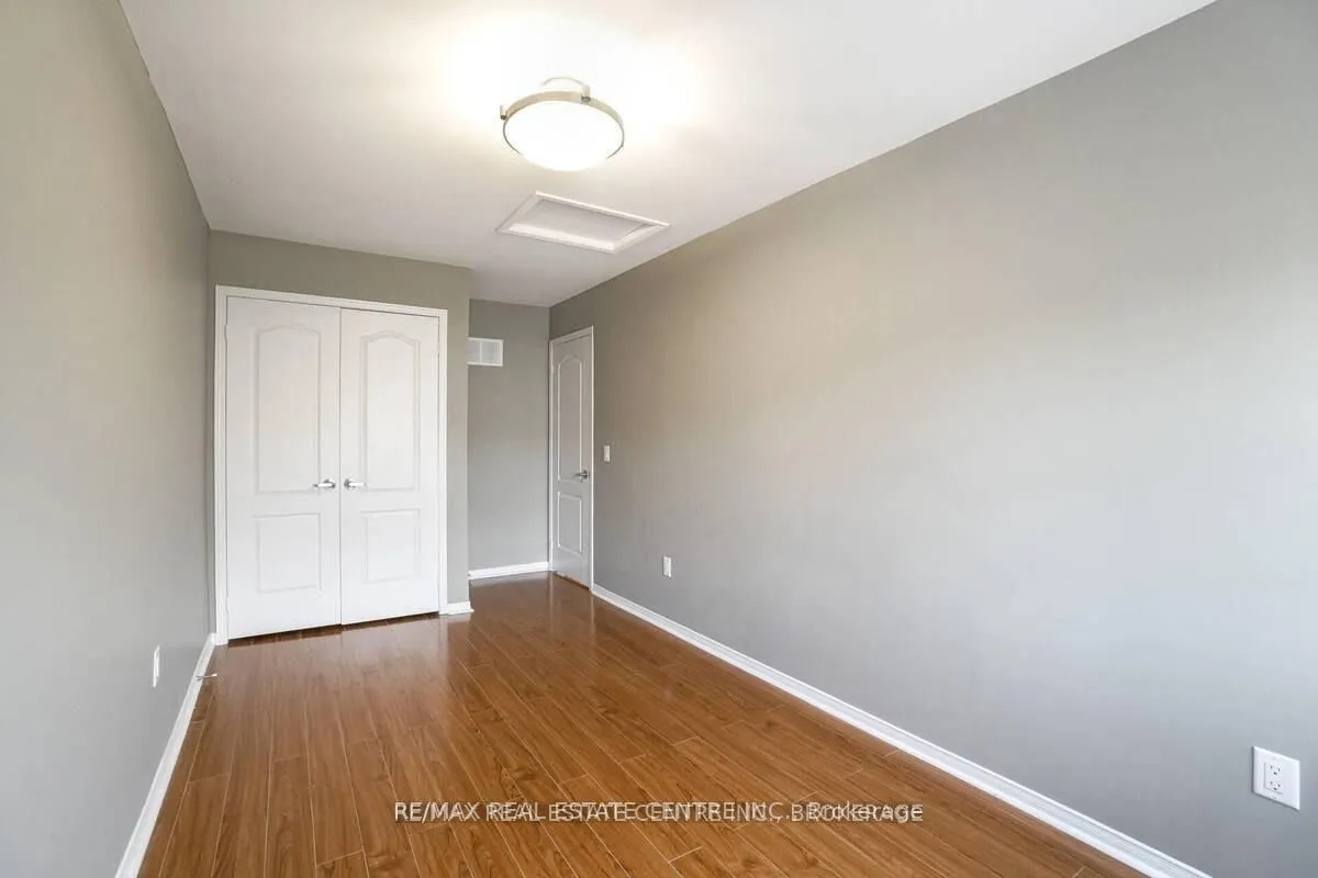 833 Scollard Court, #92