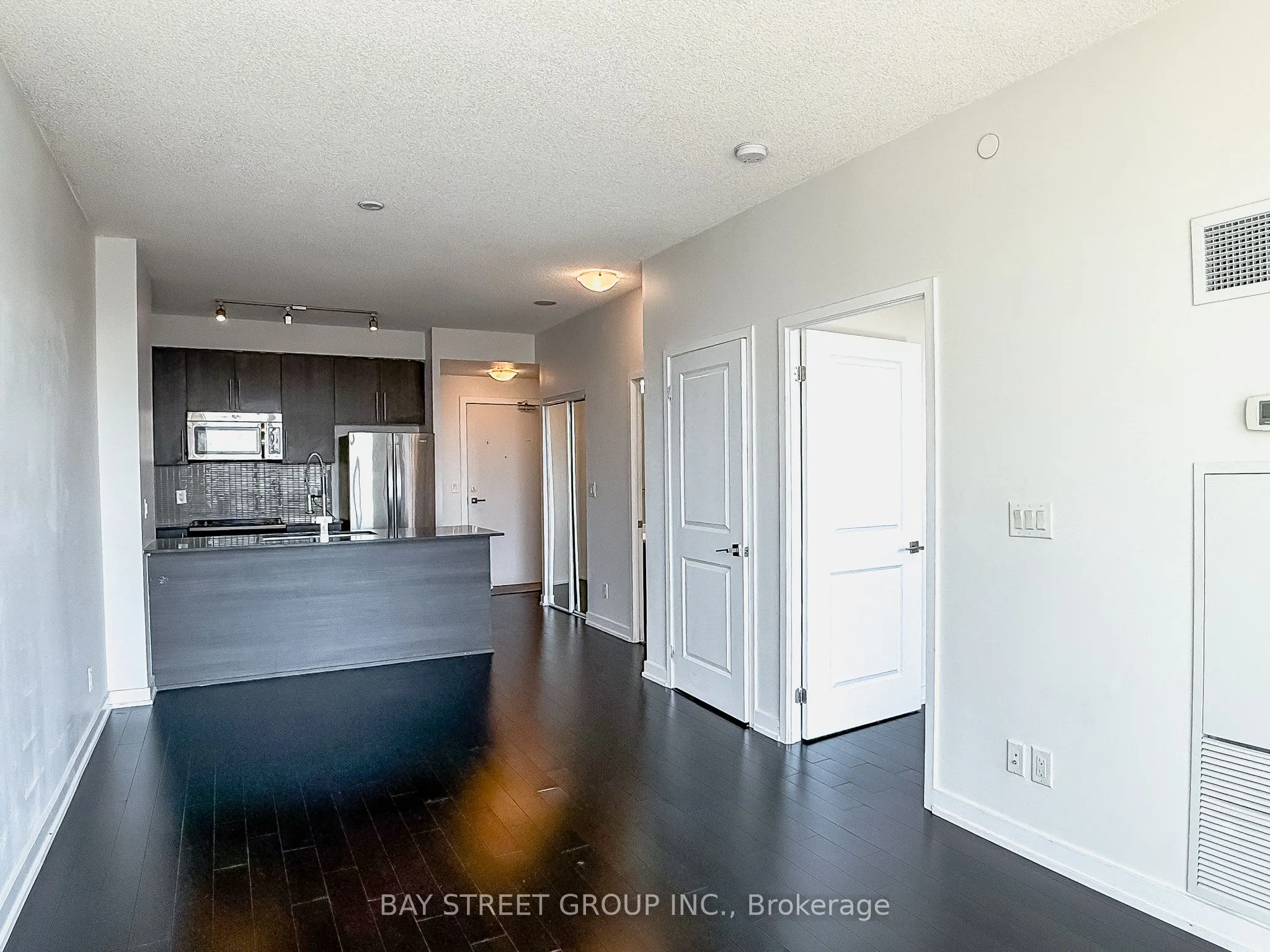 510 Curran Place, #2903