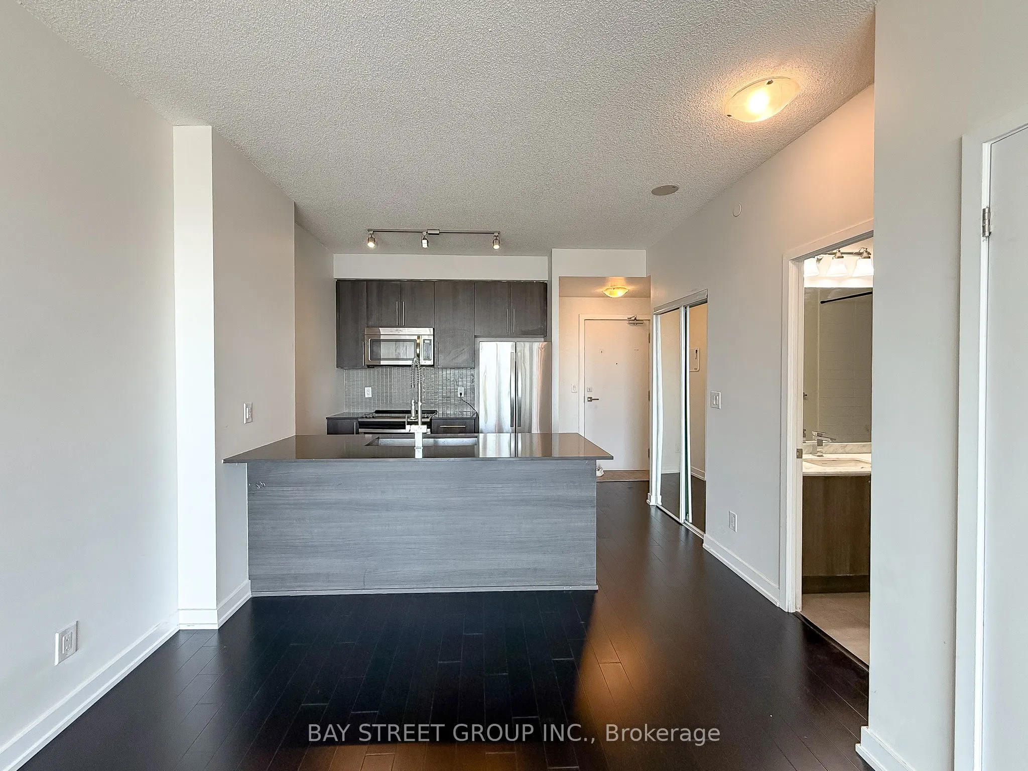 510 Curran Place, #2903