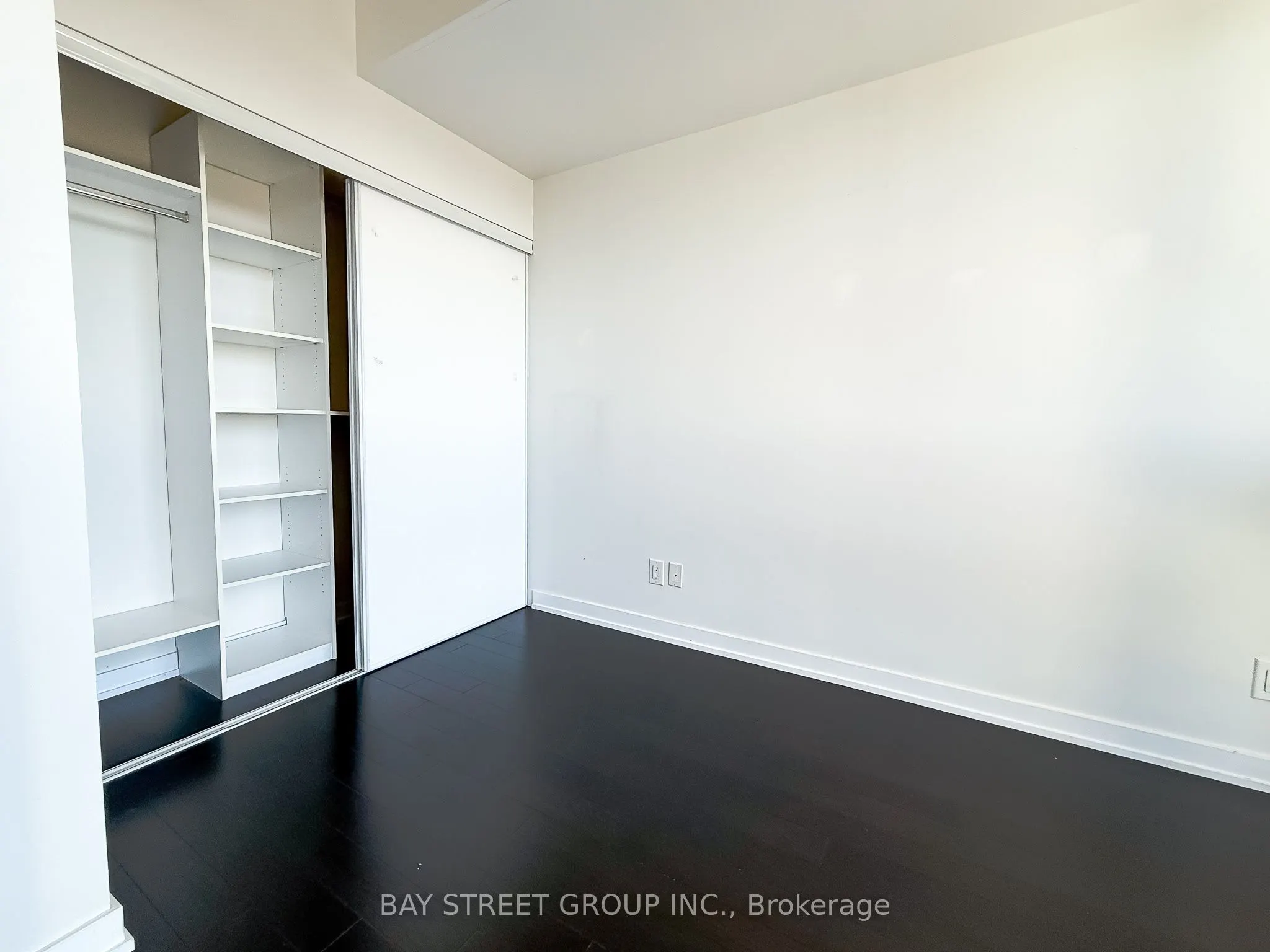 510 Curran Place, #2903