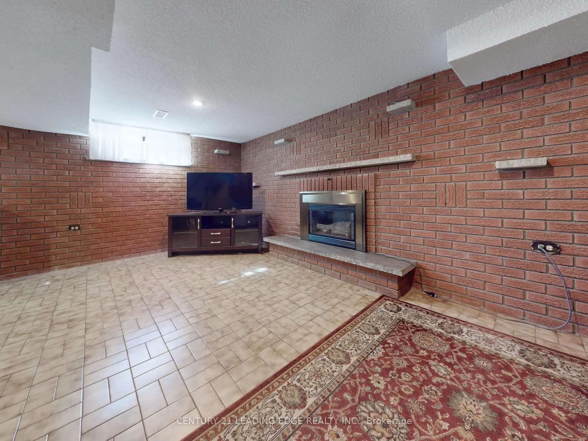 33 Monarchdale Avenue