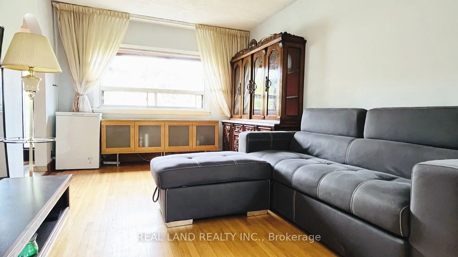 252 Scott Road, #Main