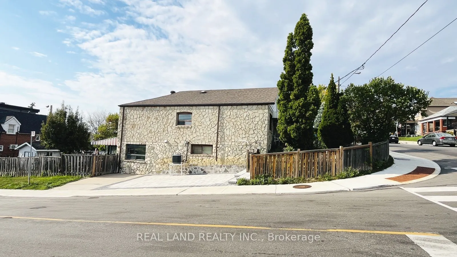 252 Scott Road, #Main