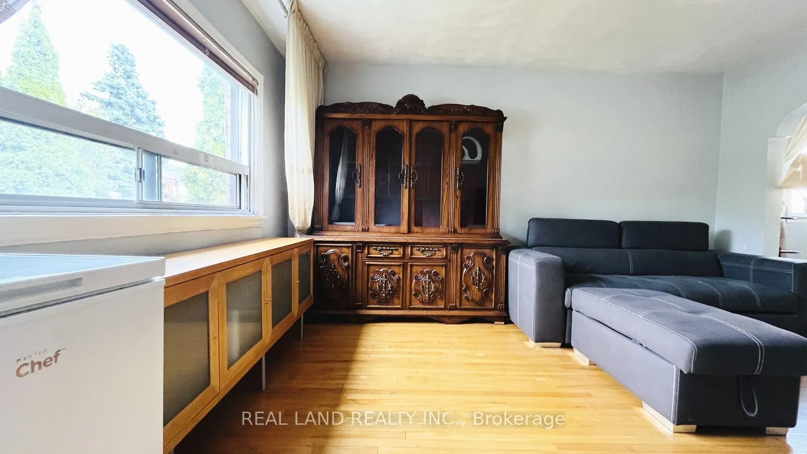 252 Scott Road, #Main