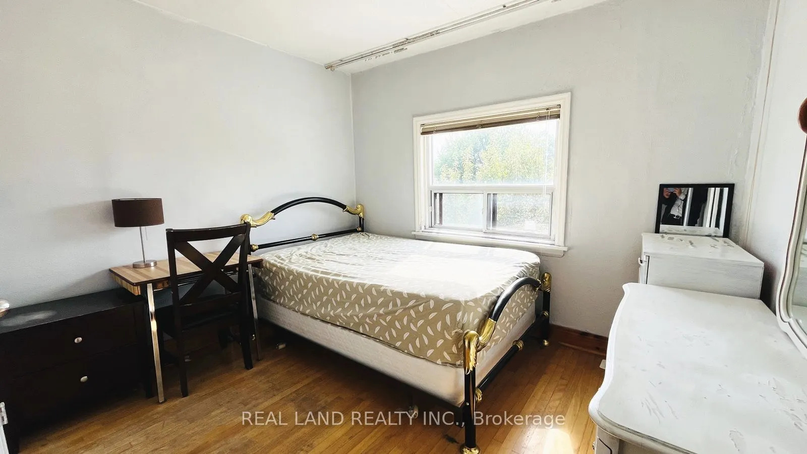 252 Scott Road, #Main