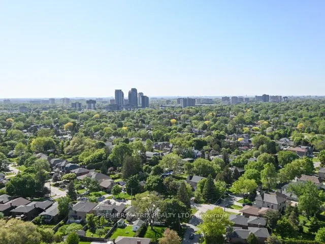 30 Samuel Wood Way, #2302