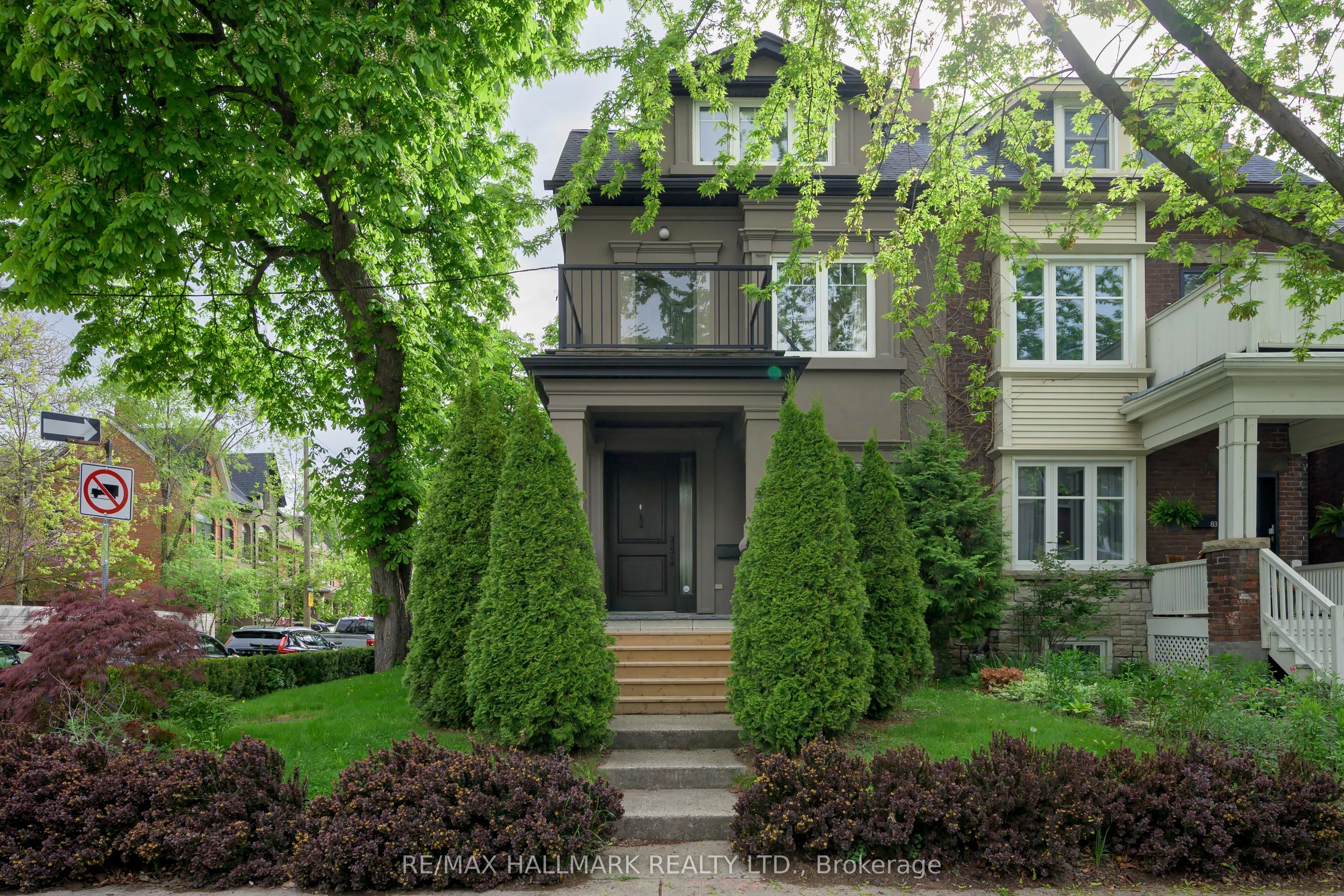 85 Sorauren Avenue
